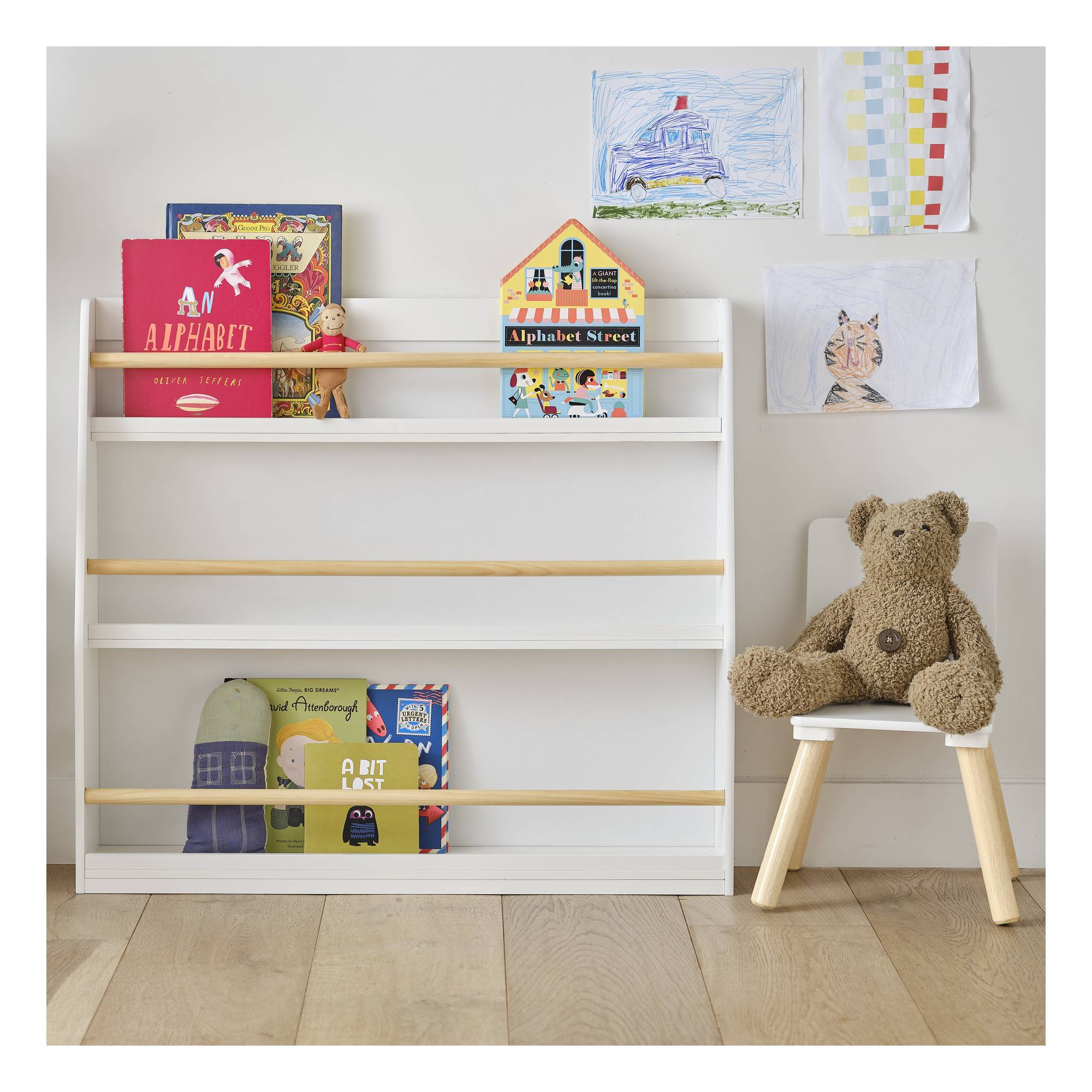 Kids�?Bookcase 81cm x 58cm x 18cm