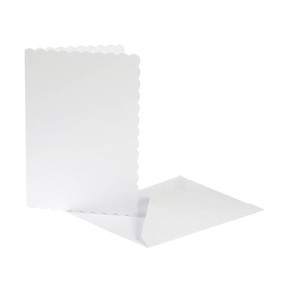 White Scalloped Cards5 x 7 Inches 25 Pack