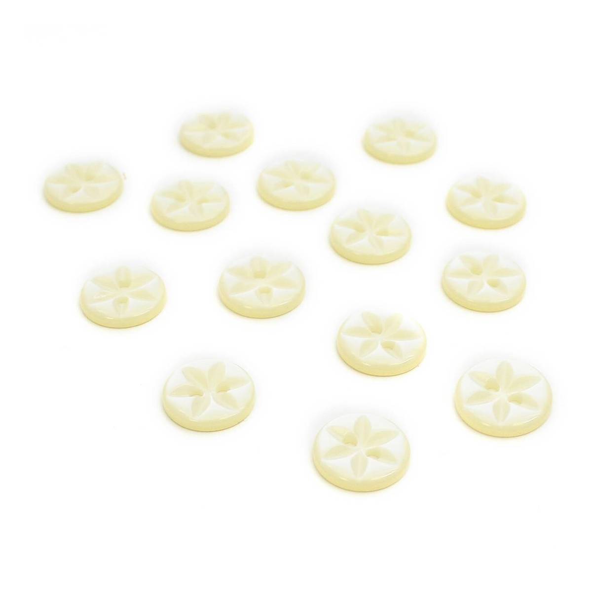 Hemline Cream Basic Star Button 14 Pack