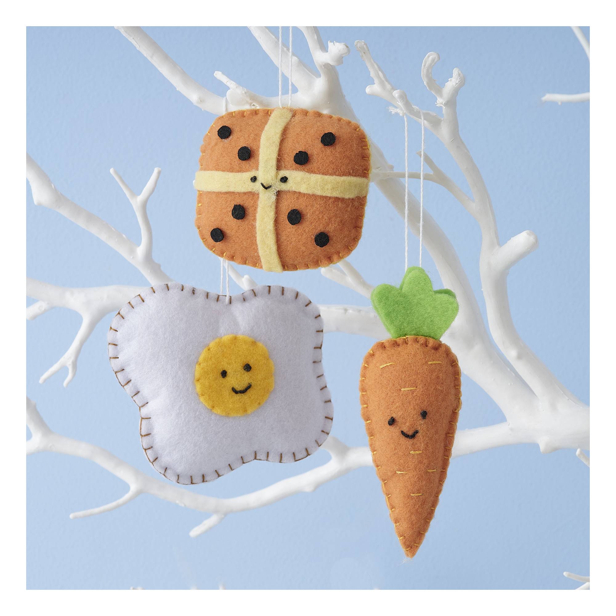 Make Your Own Felt Easter Food Decorations 3 Pack