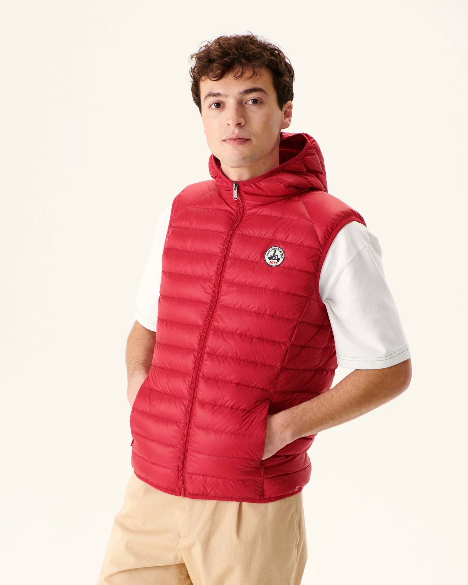 Red Pat sleeveless hooded down jacket