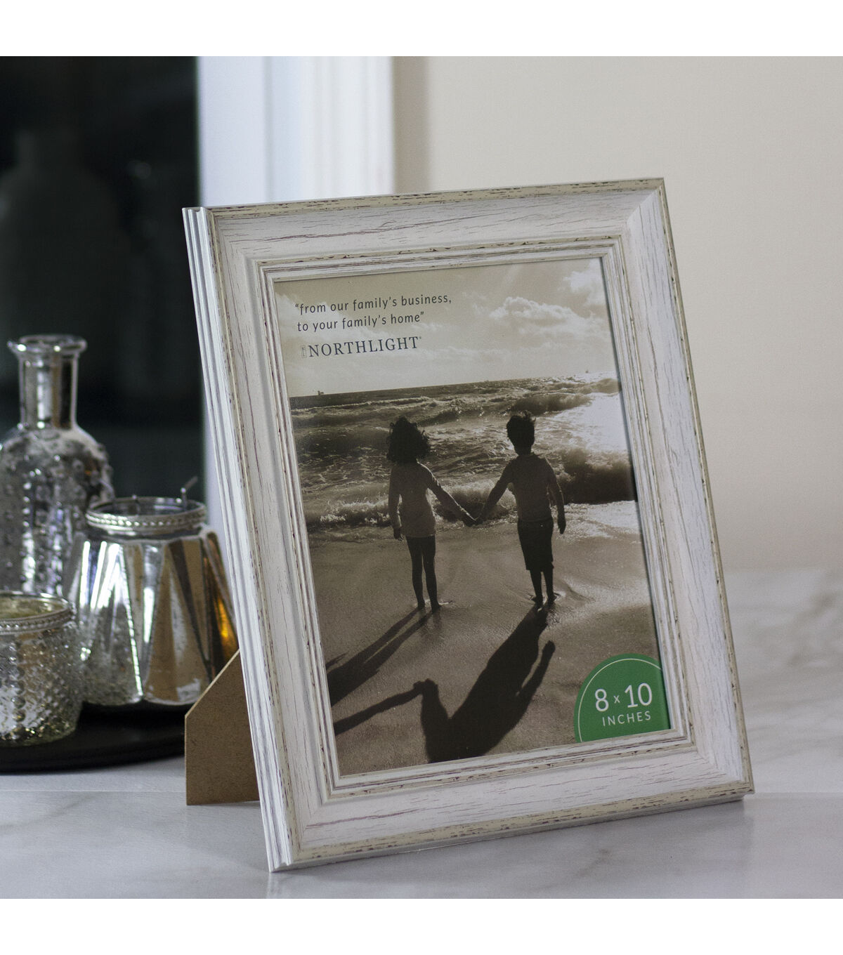 Northlight 8 x 10 White Vintage Wall & Tabletop Picture Frame