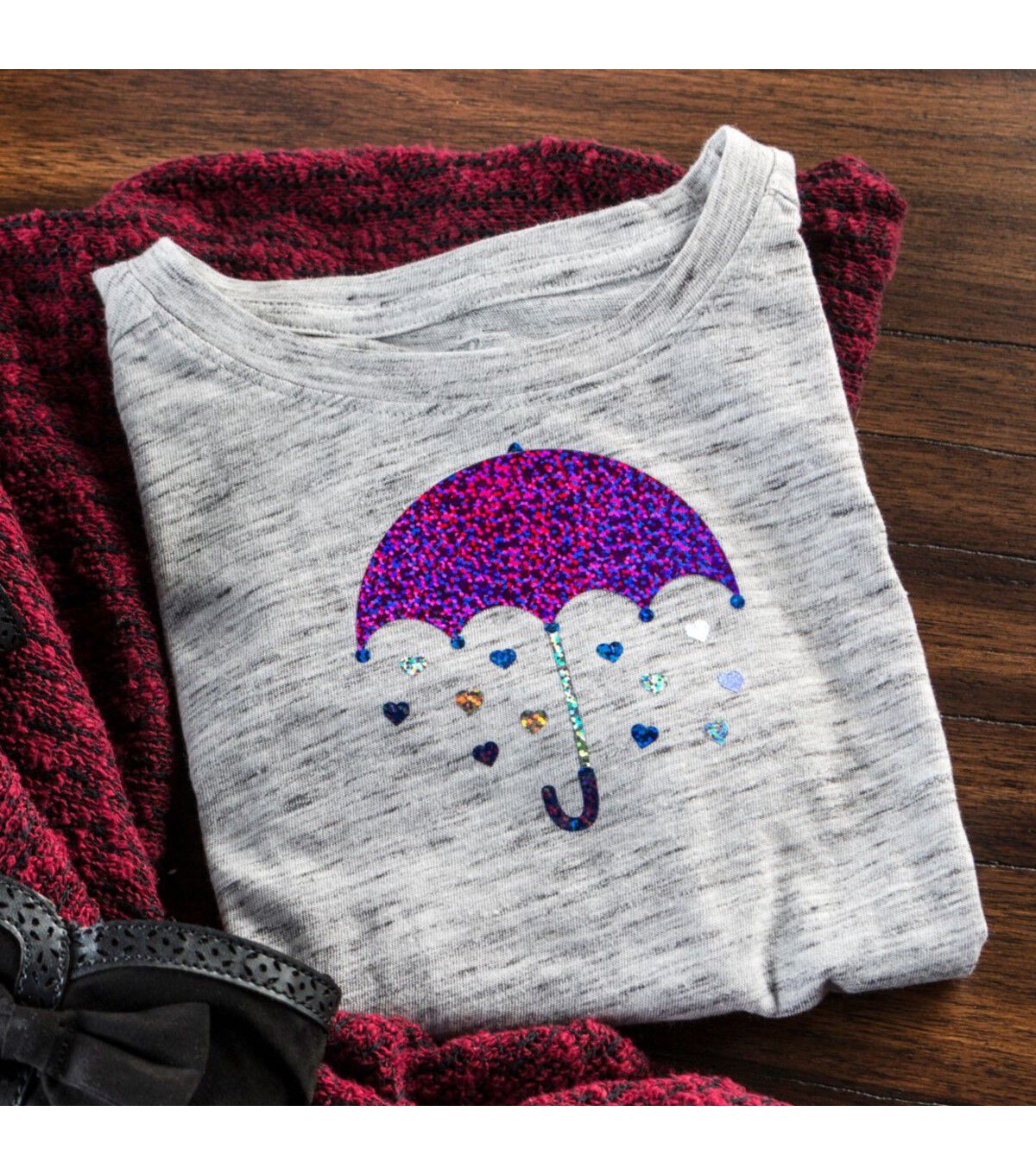 Cricut 12 x 24 Holographic Sparkle Iron On Roll