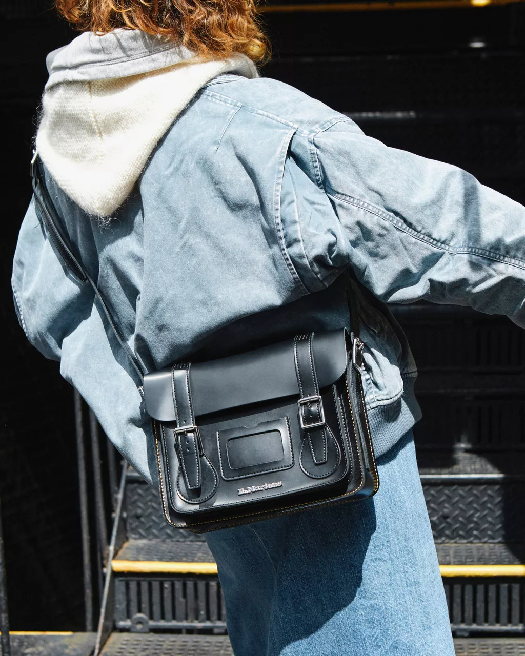 DR MARTENS 11 Inch Kiev Smooth Leather Satchel