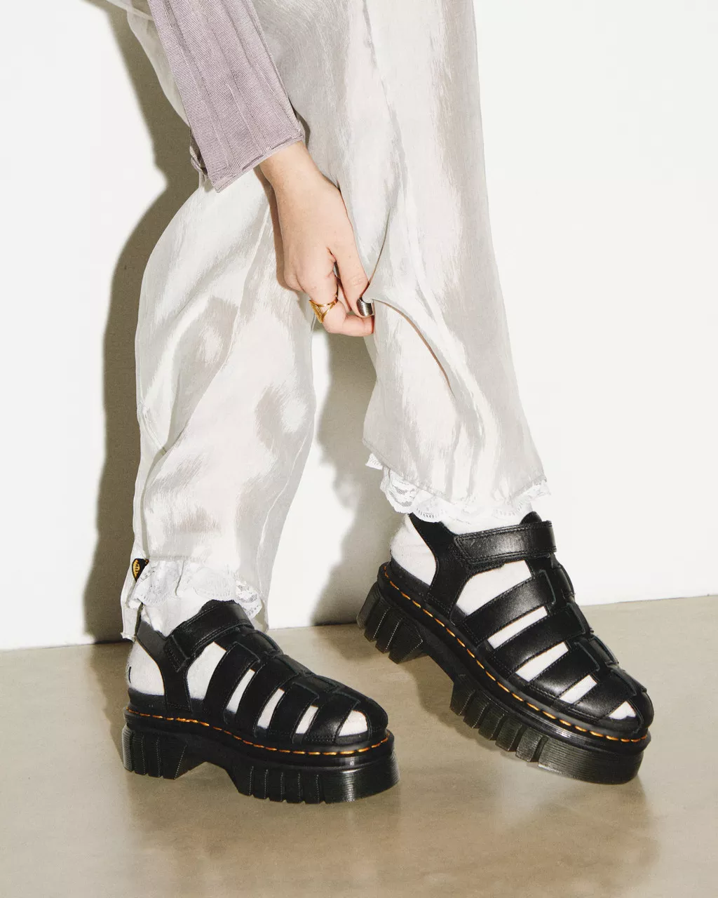 DR MARTENS Ricki Fisherman Platform Sandals