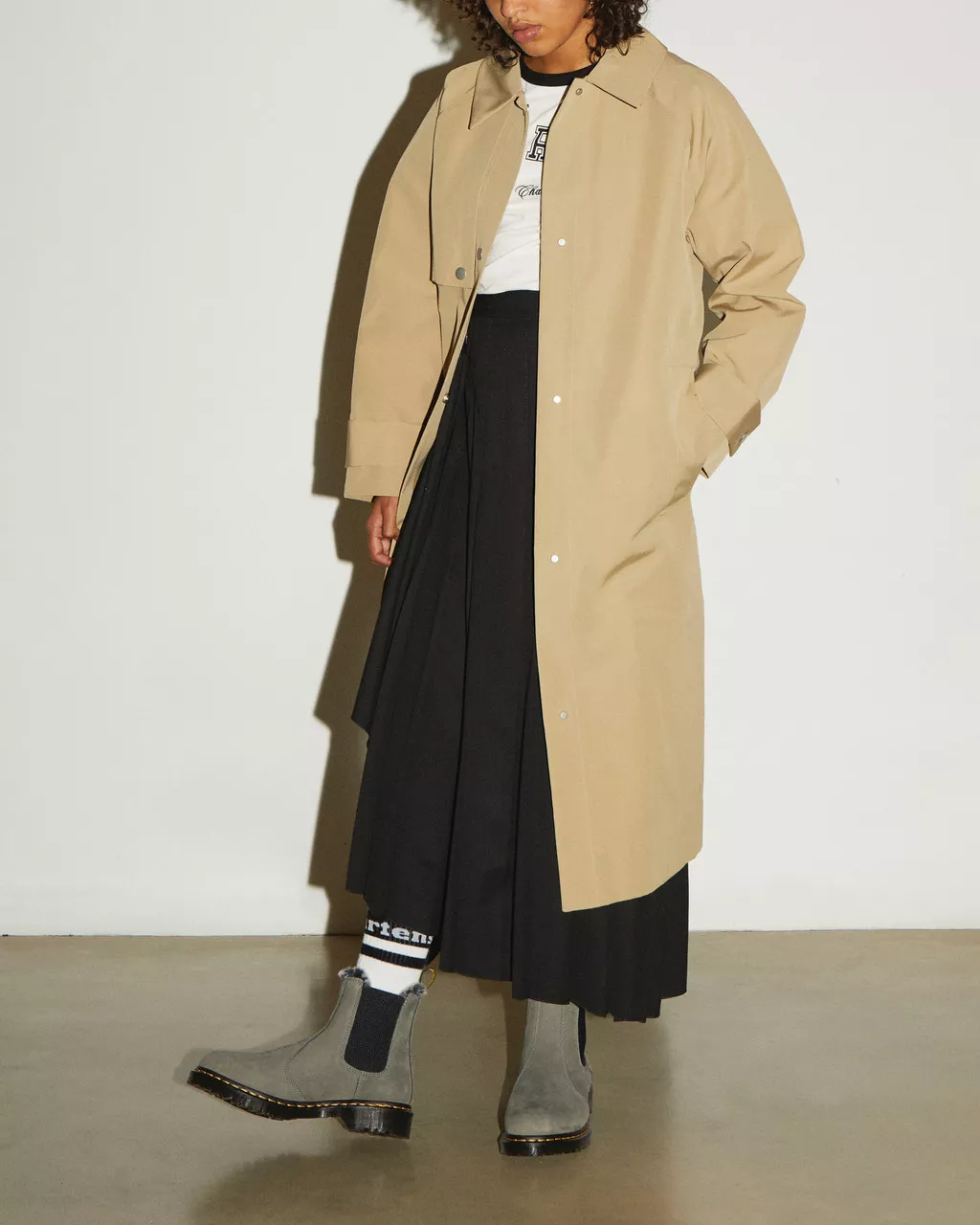 DR MARTENS 2976 Leonore Faux Fur Lined Nubuck Chelsea Boots