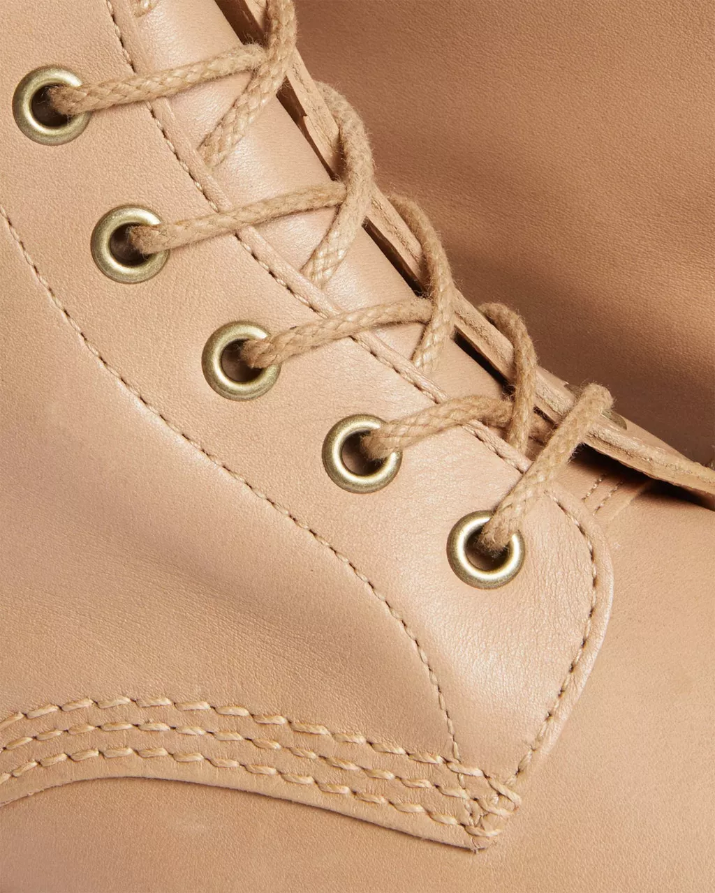 DR MARTENS 101 Unbound Carrara Leather Ankle Boots