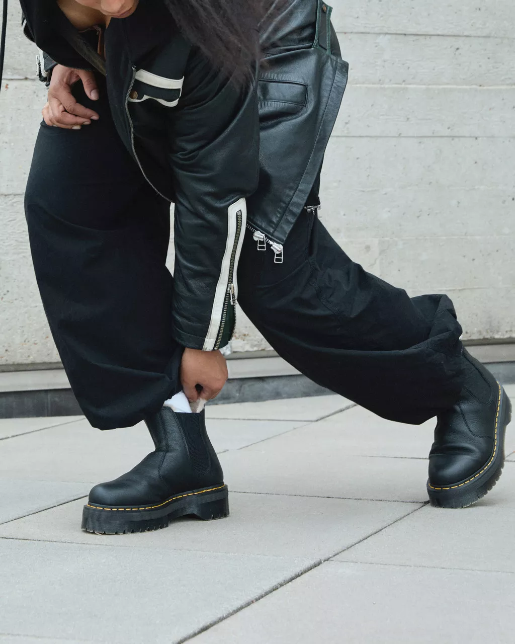 DR MARTENS 2976 Quad Fur Lined Platform Chelsea Boots