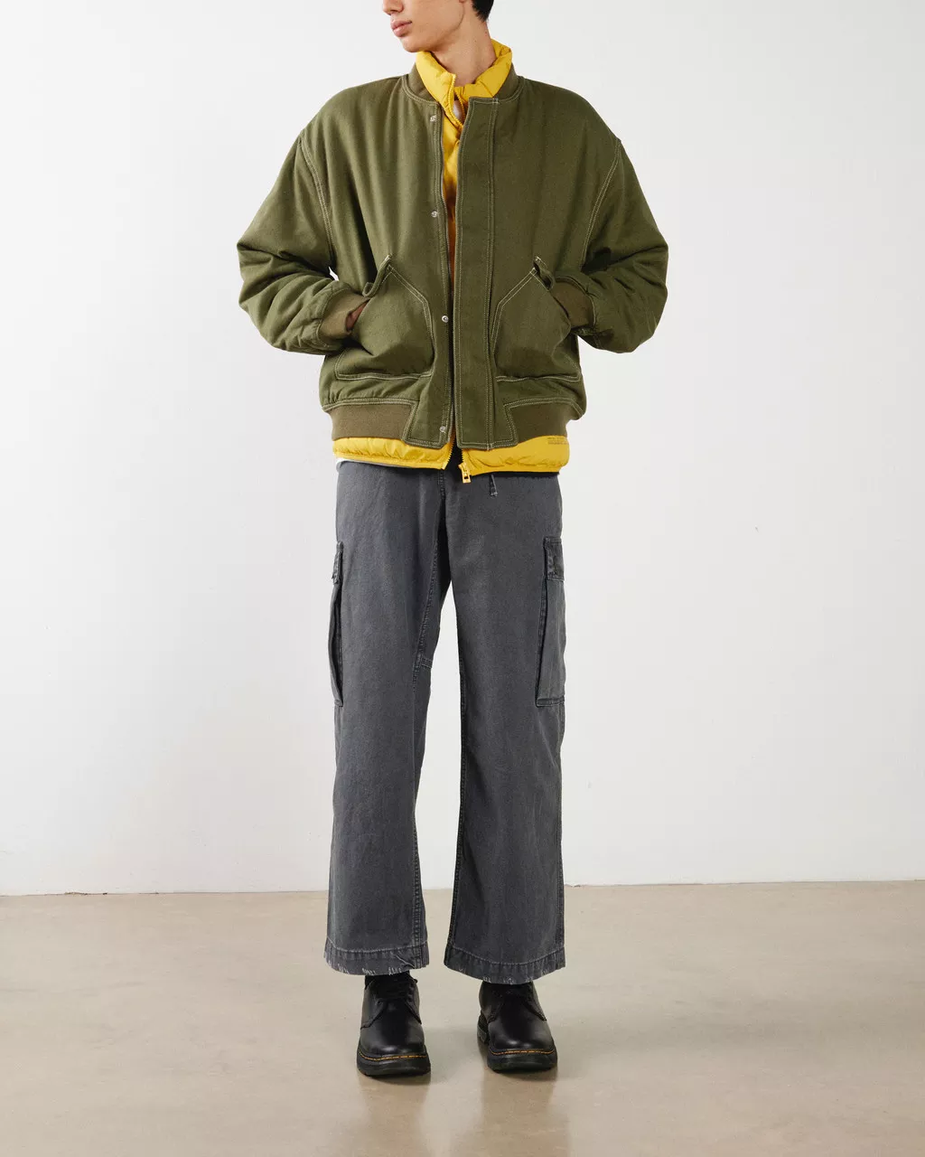 DR MARTENS Crewson Lo Black Leather Shoes