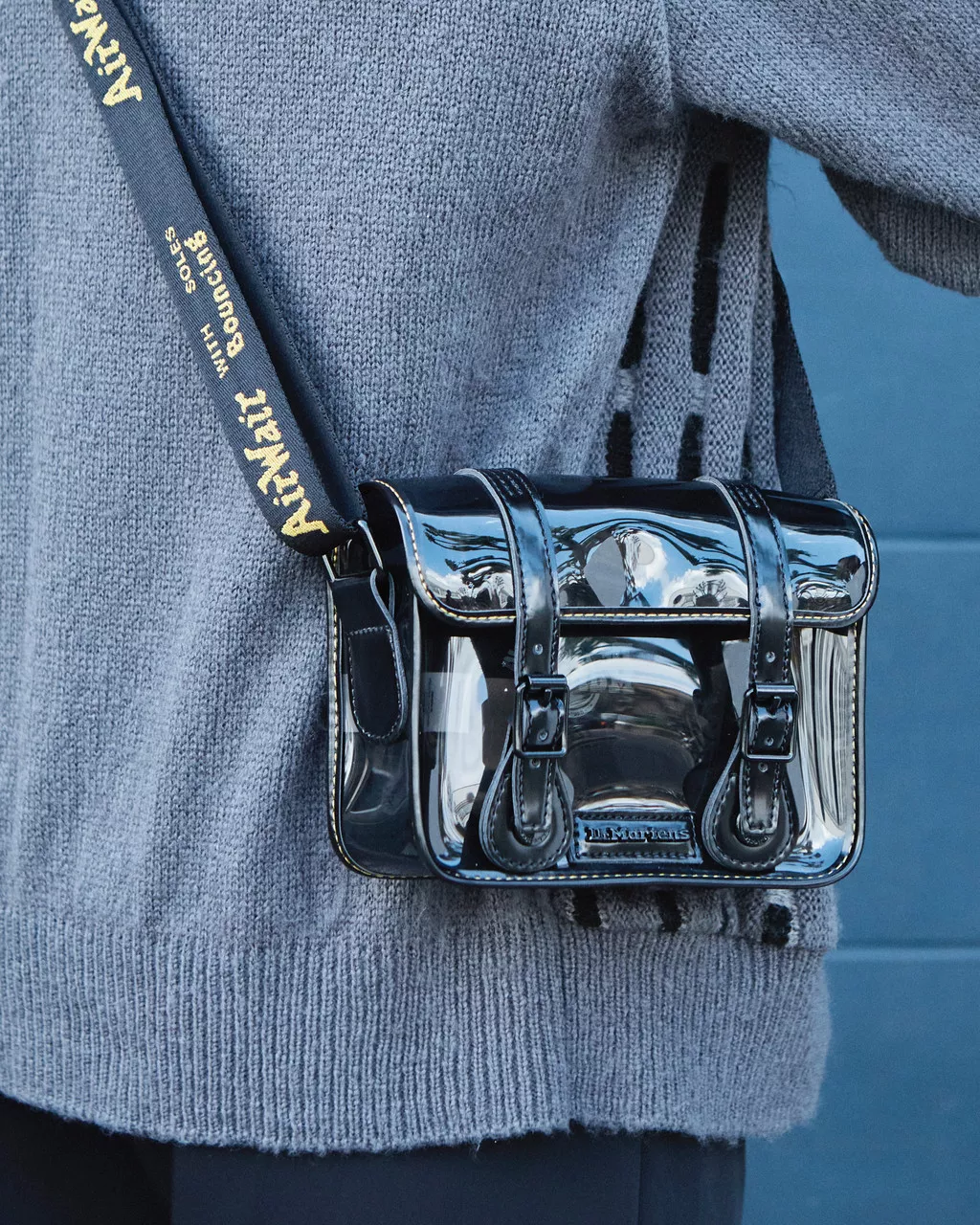 DR MARTENS 7 Inch Clear PU Satchel