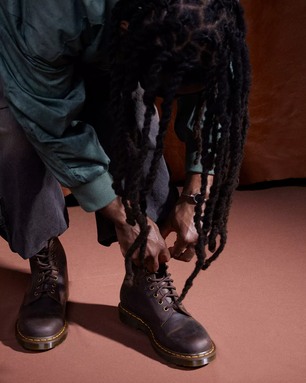 DR MARTENS 1460 Crazy Horse Leather Lace Up Boots