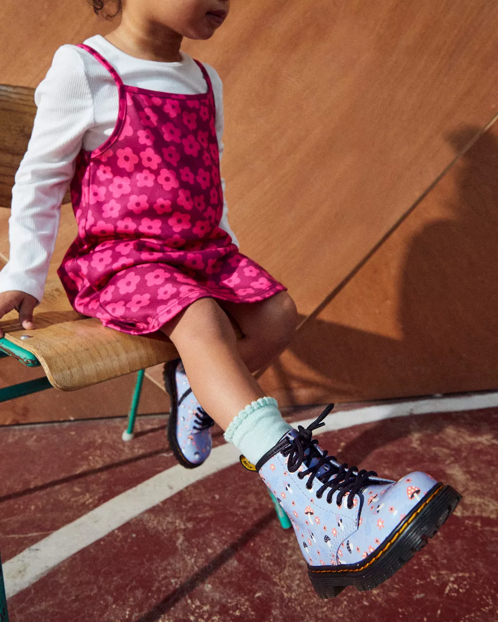 DR MARTENS Toddler 1460 Woodland Patent Leather Lace Up Boots