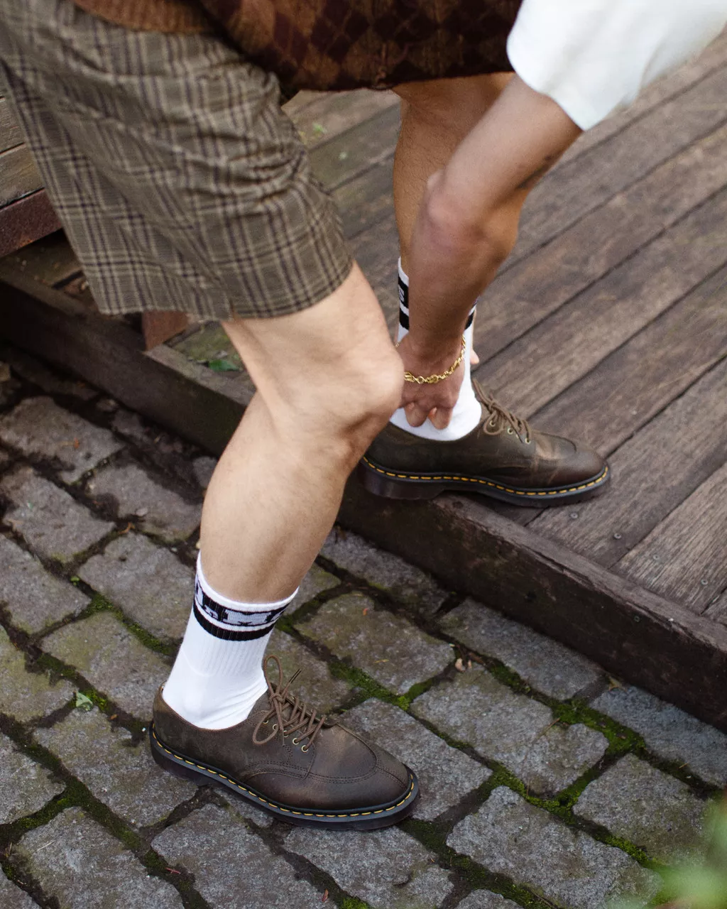 DR MARTENS 2046 Crazy Horse Leather  Shoes