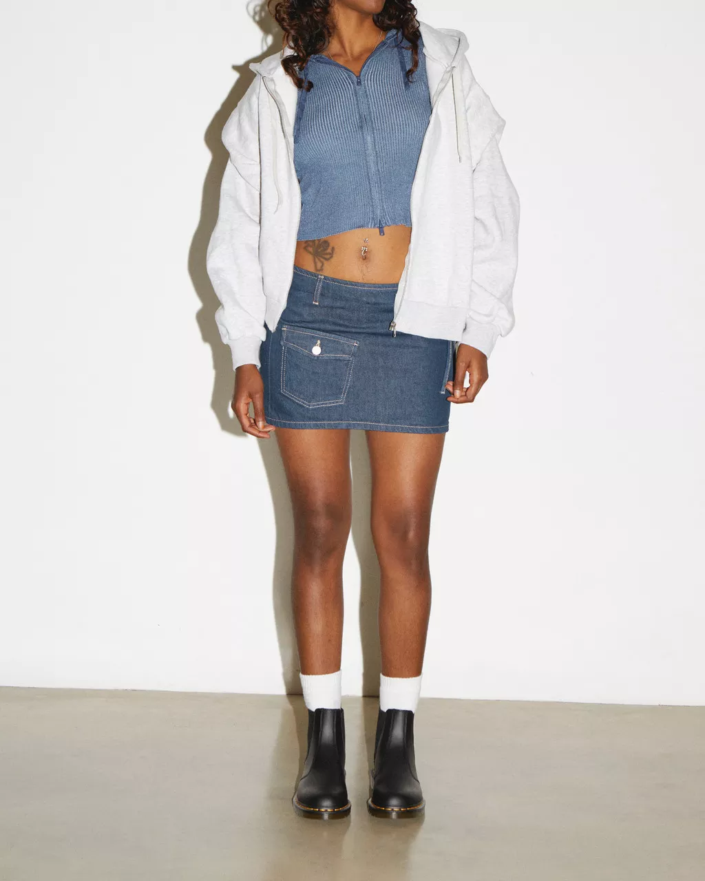 DR MARTENS 2976 Felix Vegan Chelsea Boots