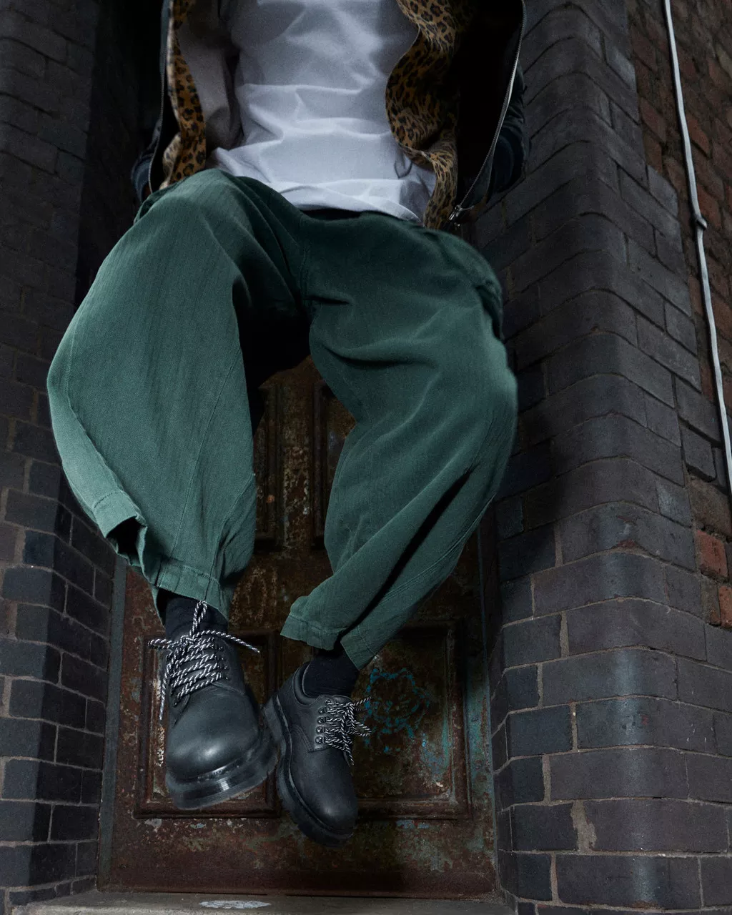 DR MARTENS 8053 Trinity Waterproof Leather Casual Shoes