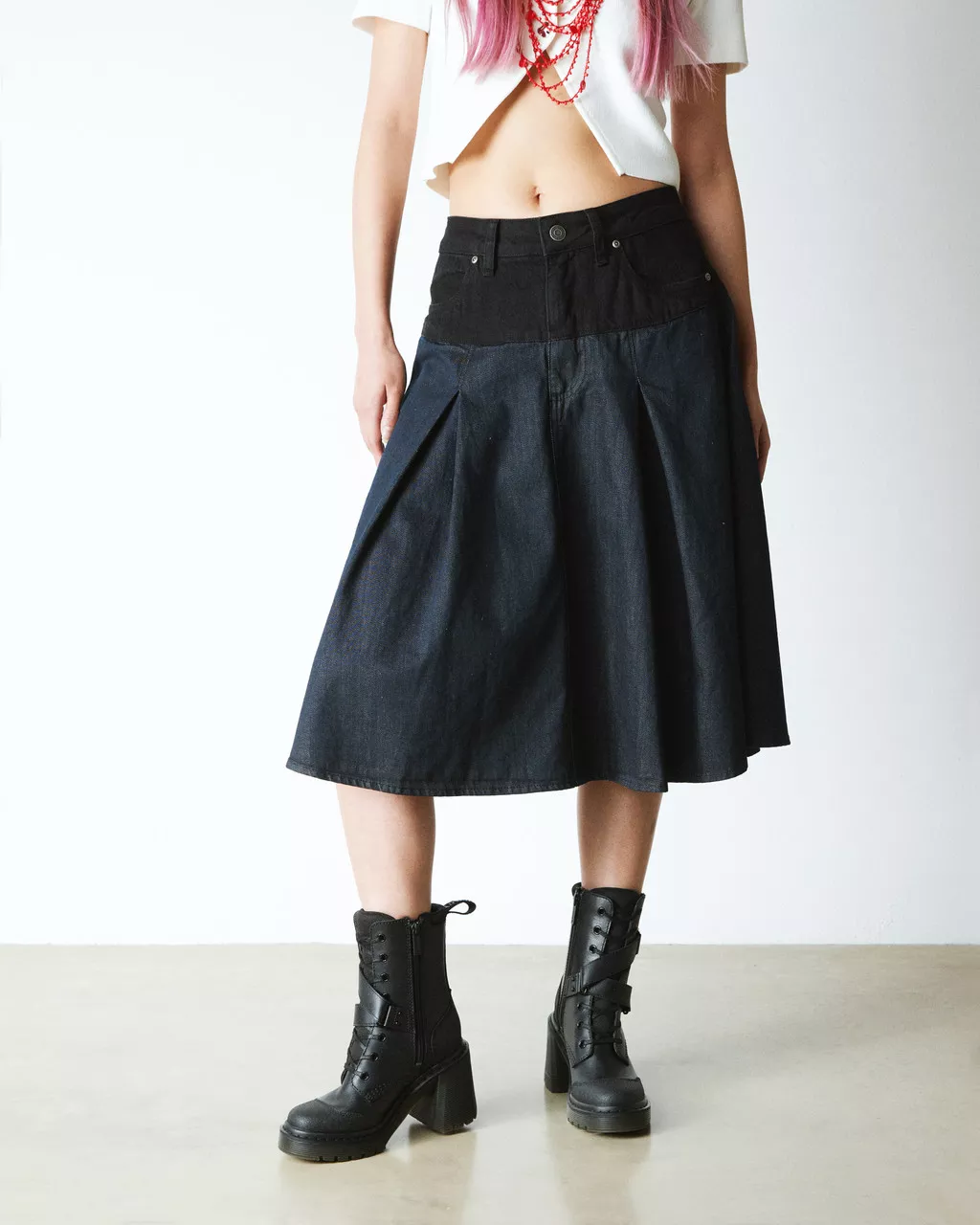 DR MARTENS Chesney Tech Strap Eight Eye Heeled Boots