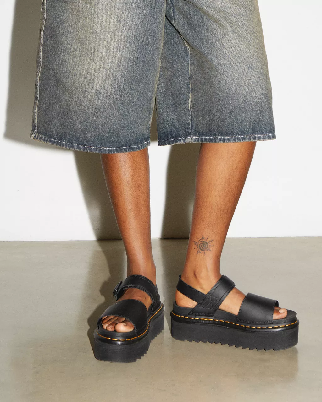 DR MARTENS Voss Quad Leather Strap Platform Sandals