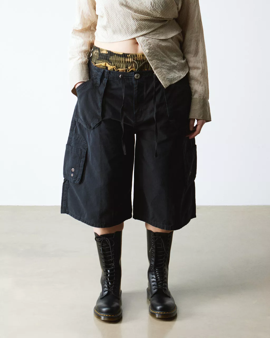 DR MARTENS 1914 Smooth Leather High Lace Up Boots