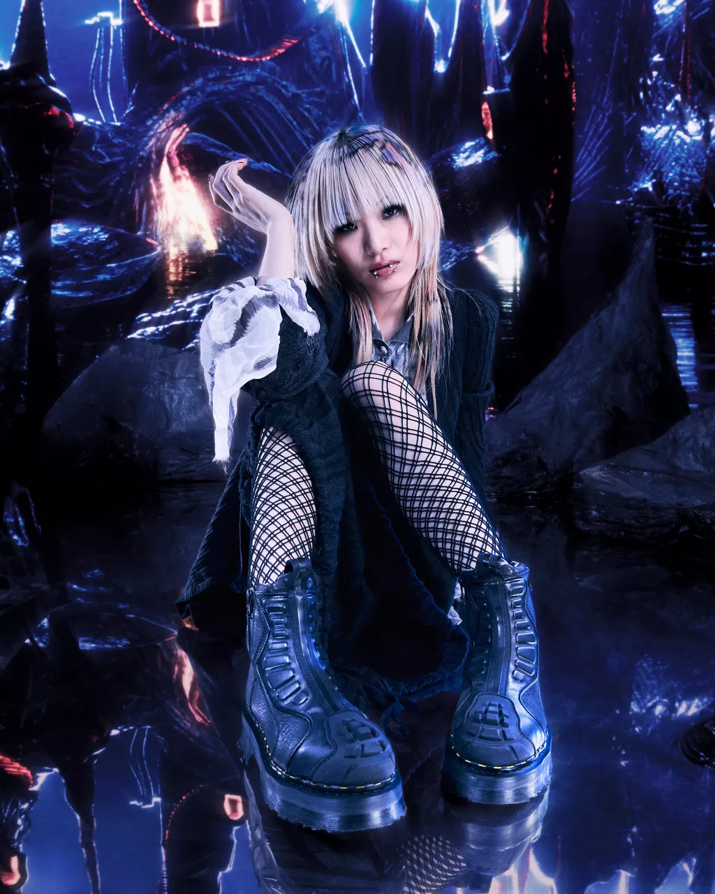 DR MARTENS 2976 Protect Leather Chelsea Boots