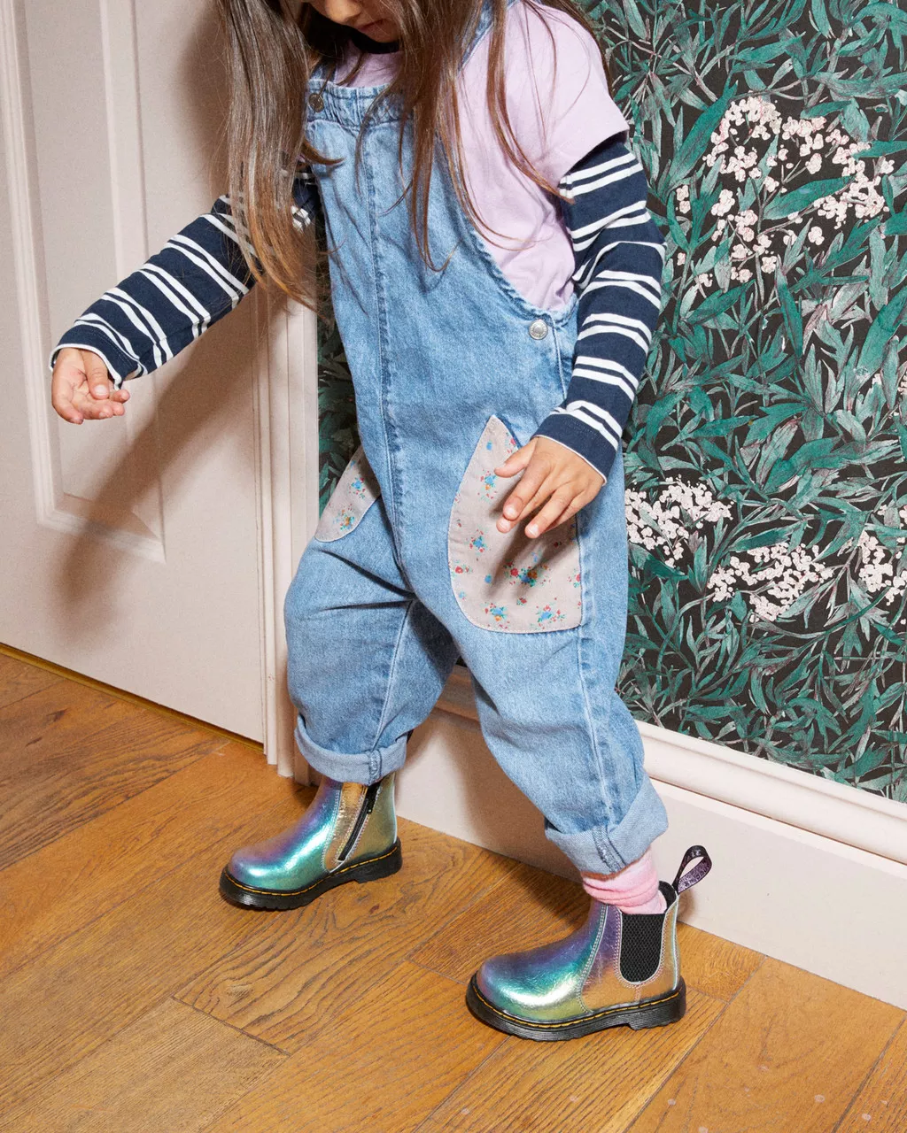 DR MARTENS Toddler 2976 Rainbow Crinkle Leather Chelsea Boots