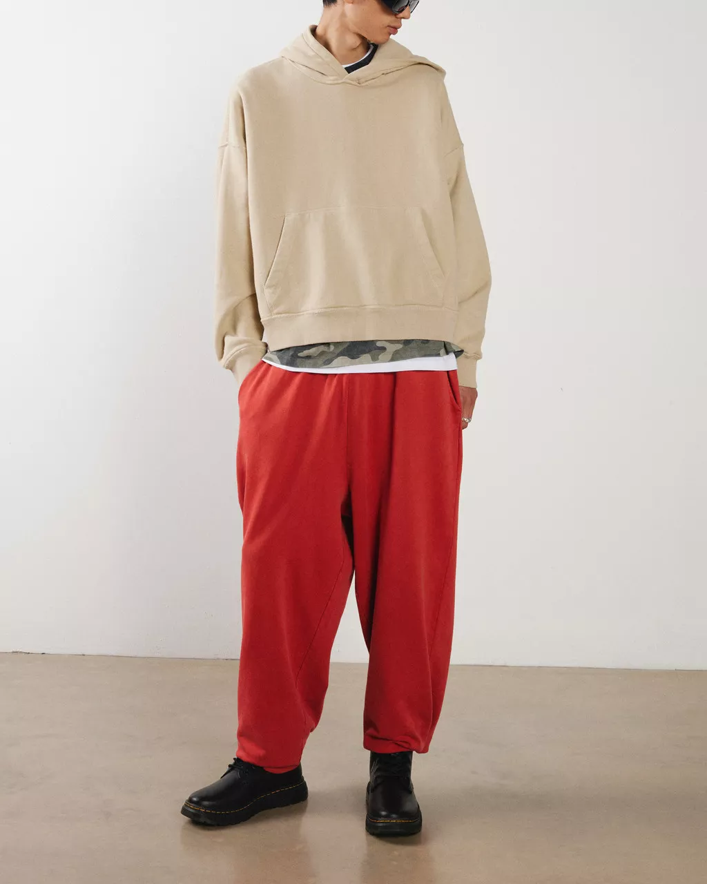 DR MARTENS Crewson Chukka Lace Up Leather Boots