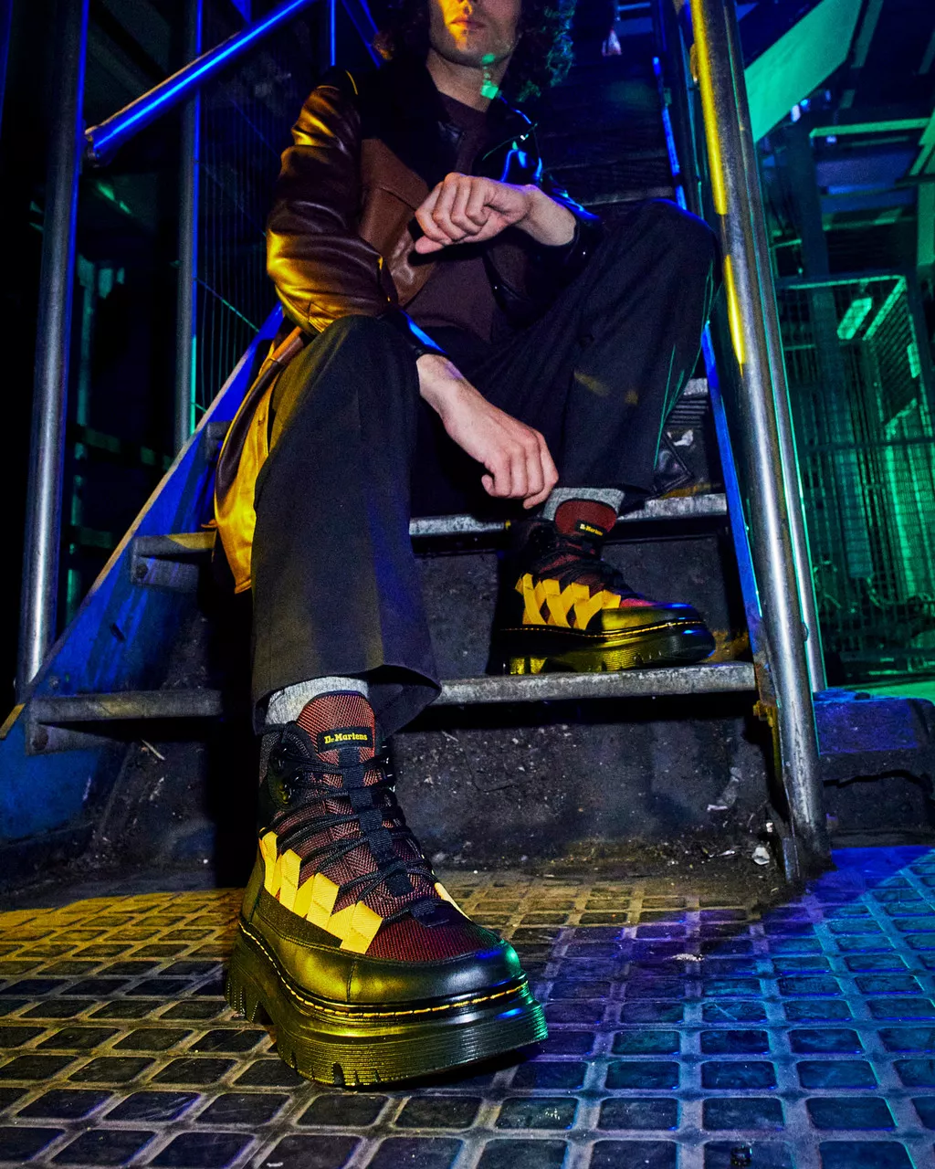 DR MARTENS Boury Contrast Utility Boots