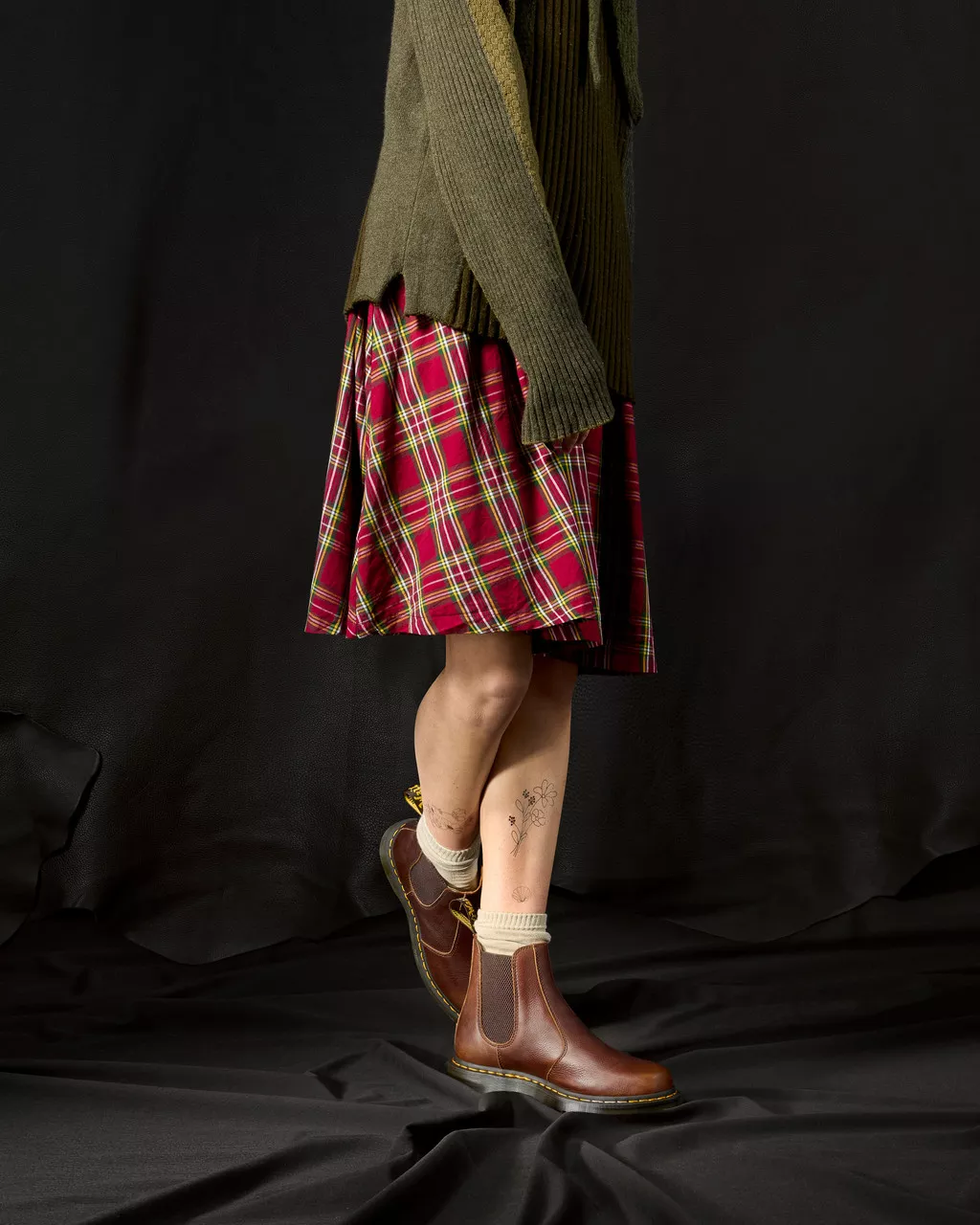 DR MARTENS 2976 Ambassador Soft Leather Chelsea Boots