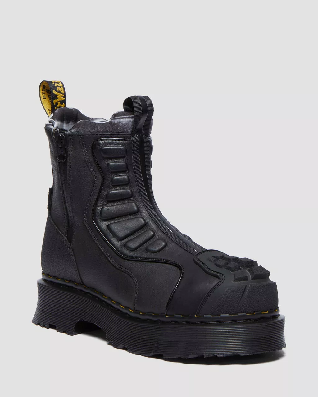DR MARTENS 2976 Protect Leather Chelsea Boots