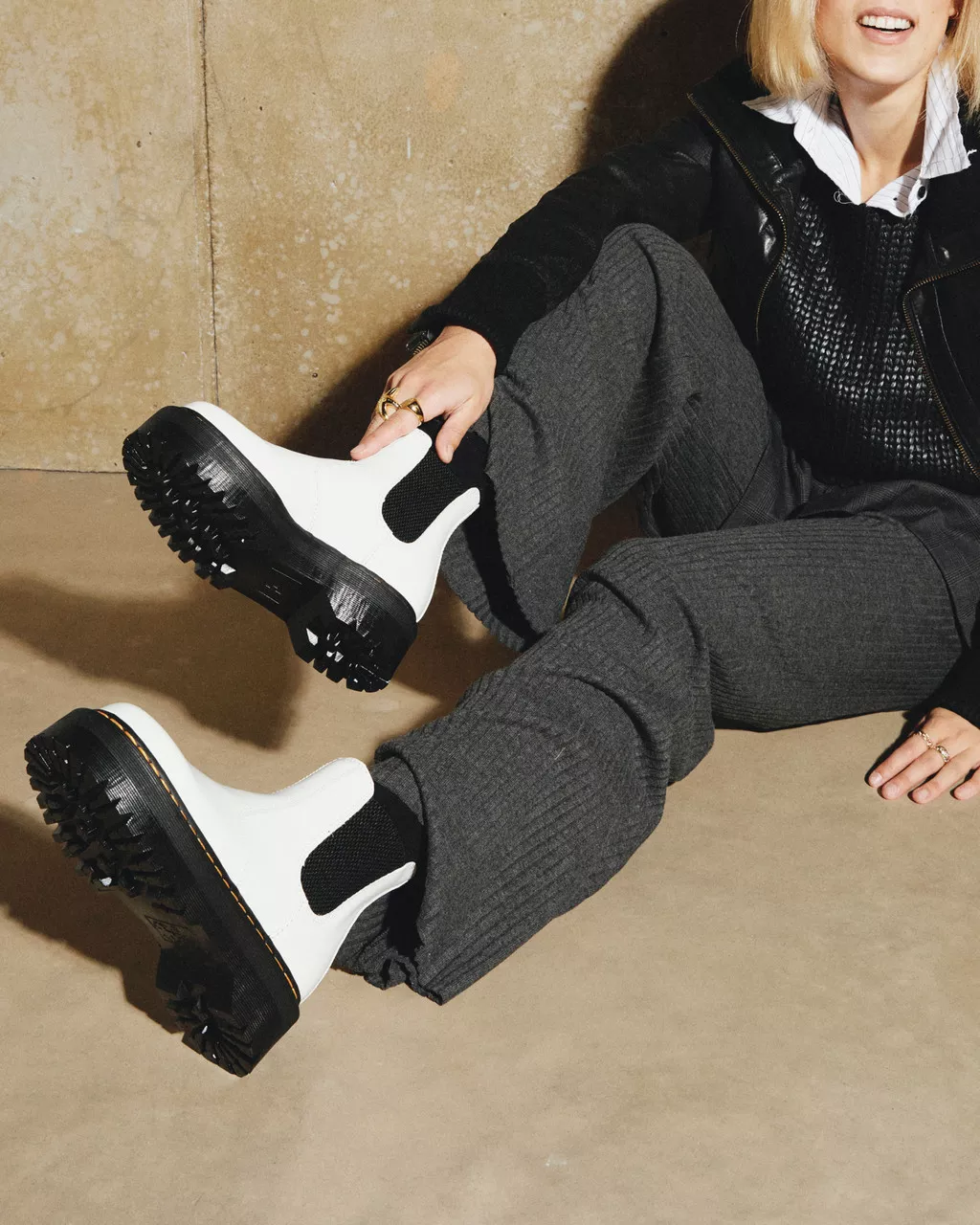 DR MARTENS 2976 Quad Platform Chelsea Boots