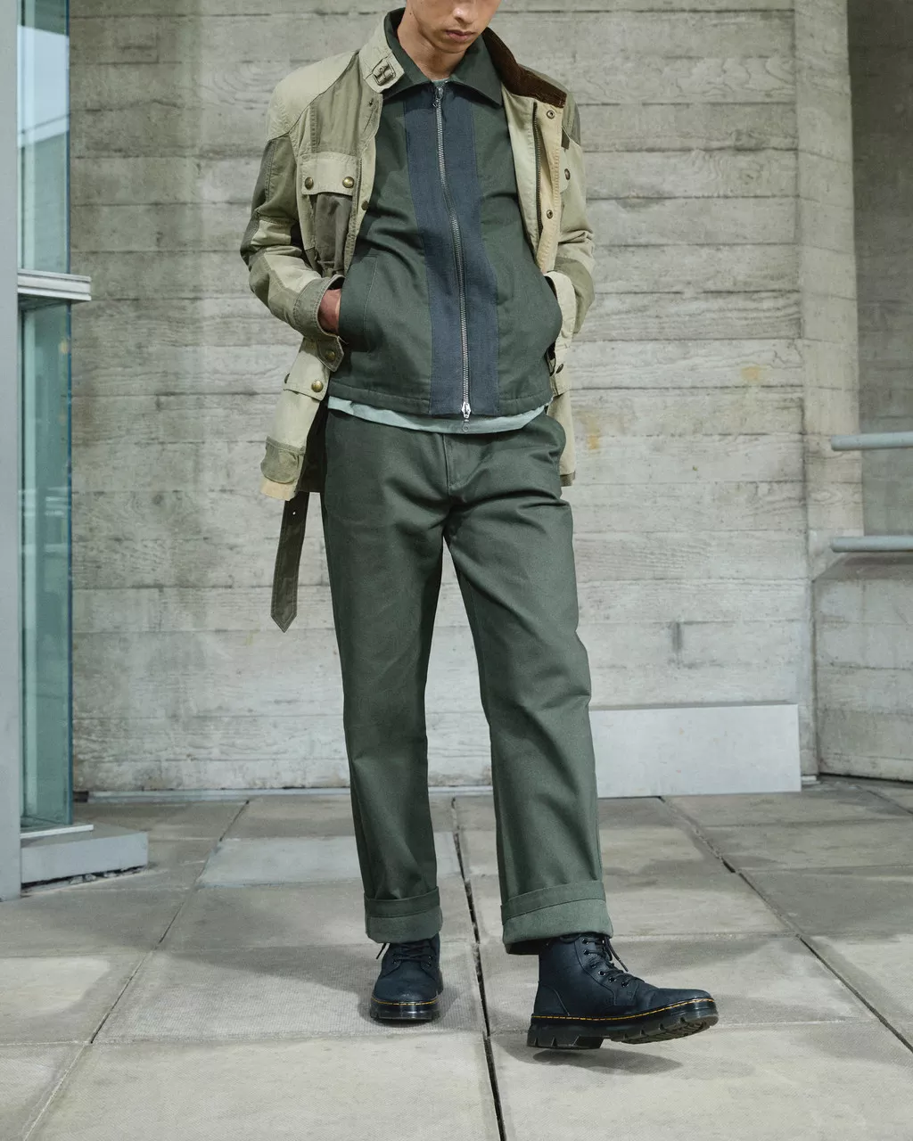 DR MARTENS COMBS LEATHER