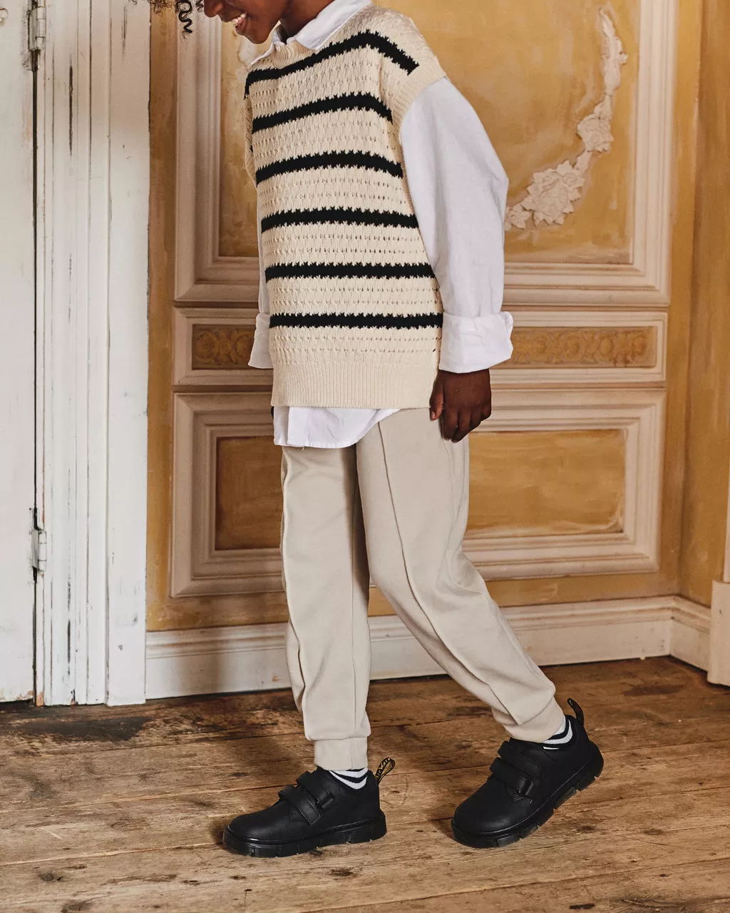 DR MARTENS Junior Raffe Leather Strap Shoes