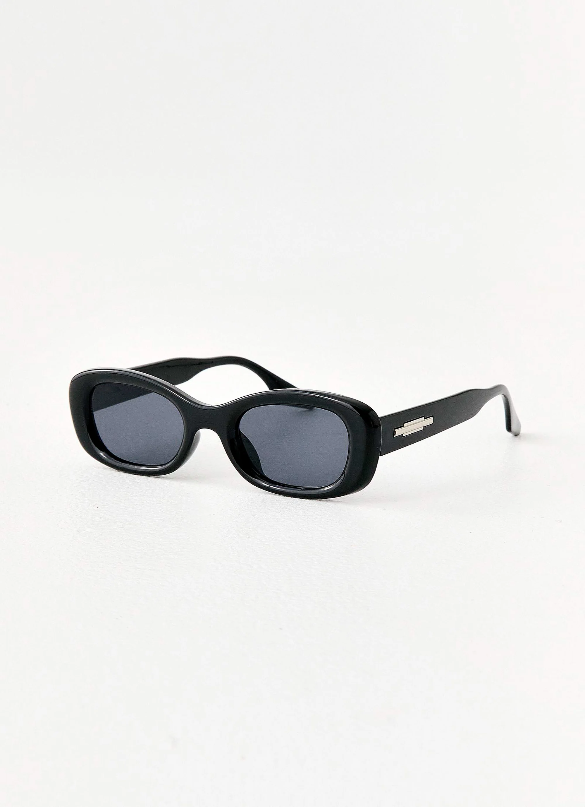 Shade Club Sunglasses - Black