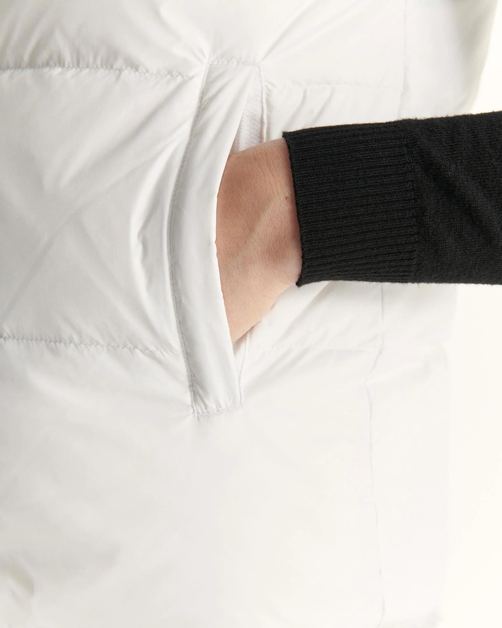 Down jacket with crystals Swarovski®️ sleeveless reversible Grand Froid White Daria