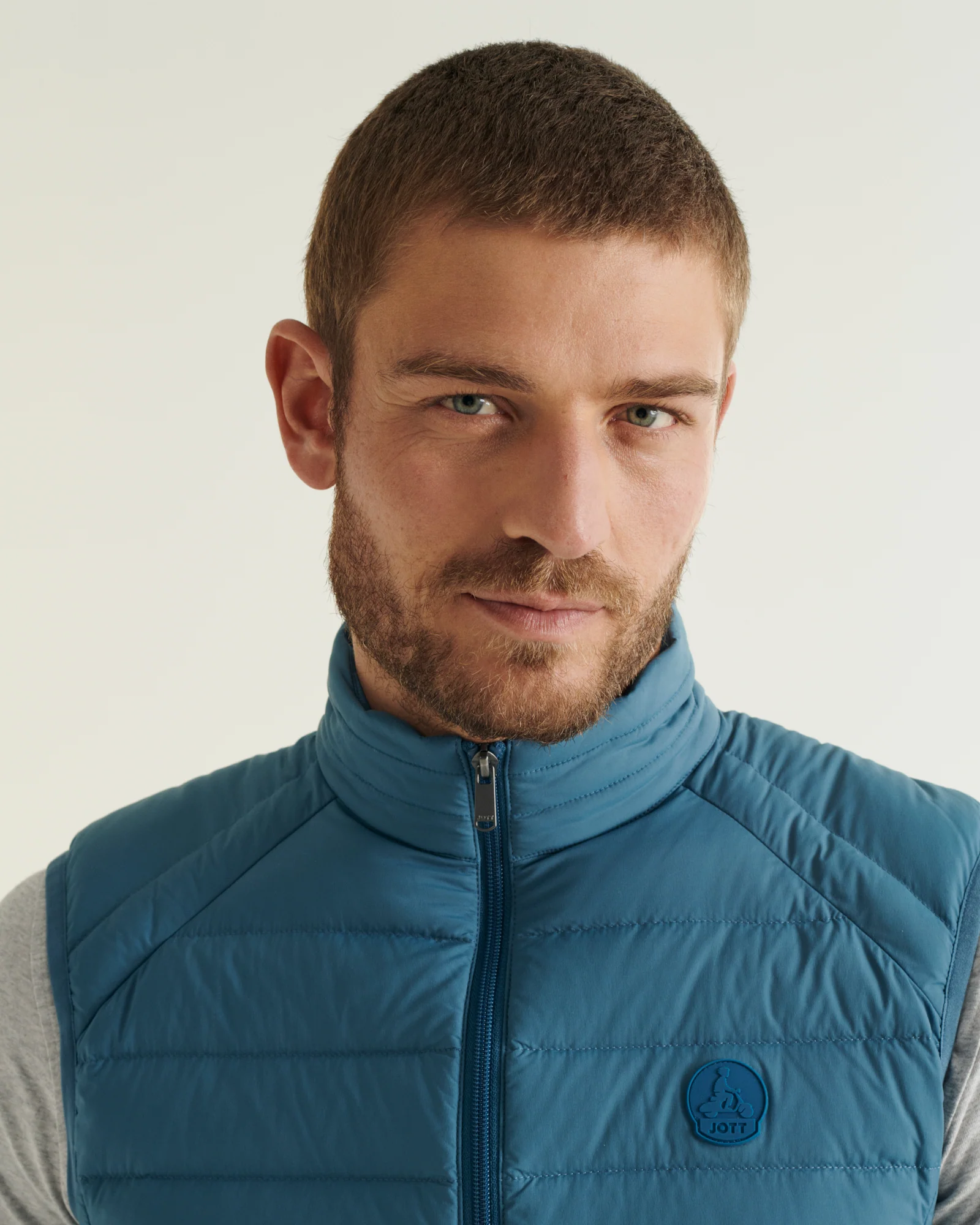 Down jacket sleeveless stretch Marine Arafo