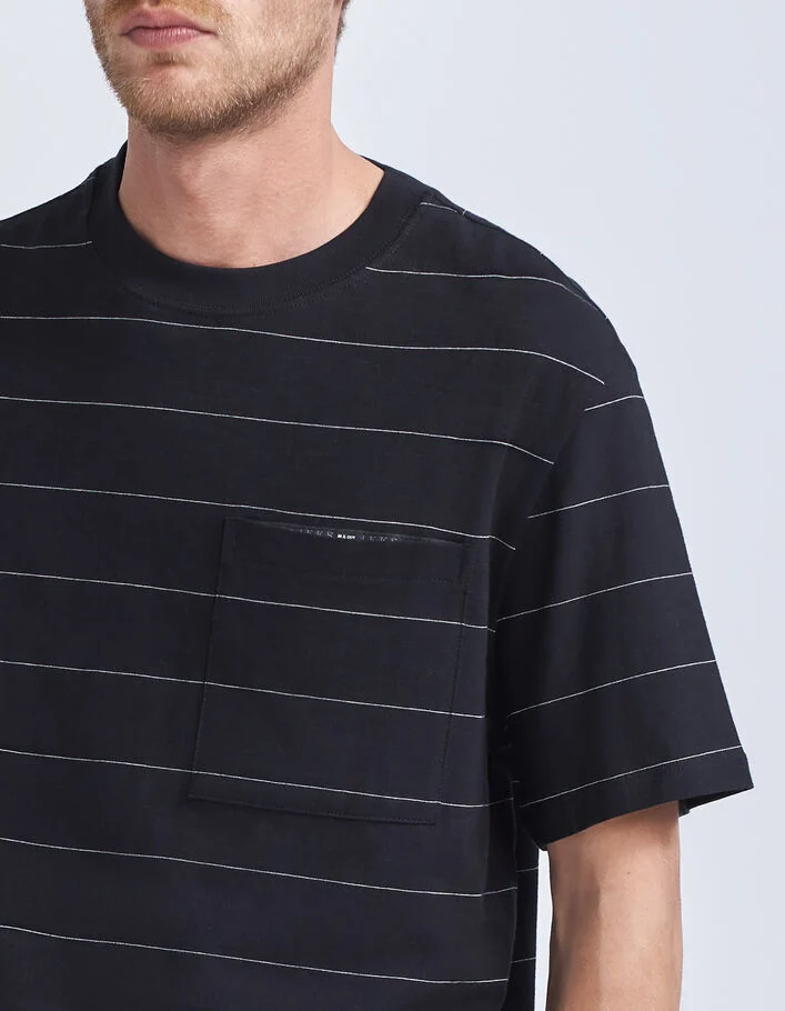 T-shirt noir &agrave; rayures &eacute;crues Homme