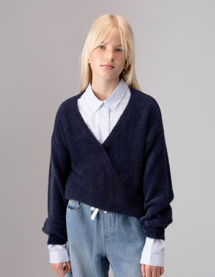 Pull marine tricot duveteux esprit cache-coeur fille