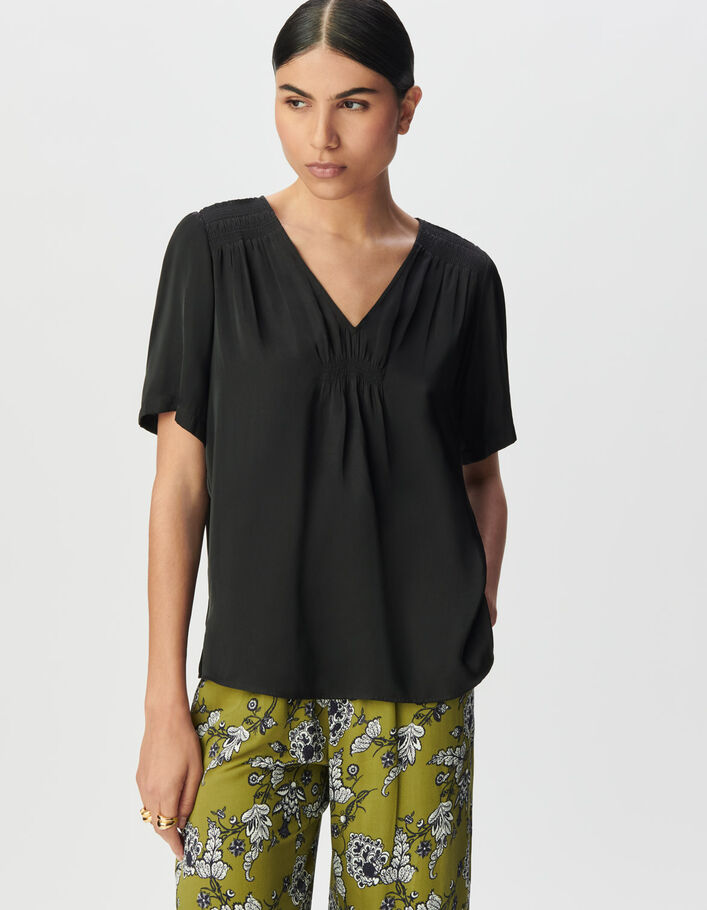 Top manches courtes noir satin&eacute; d&eacute;tails smocks Femme