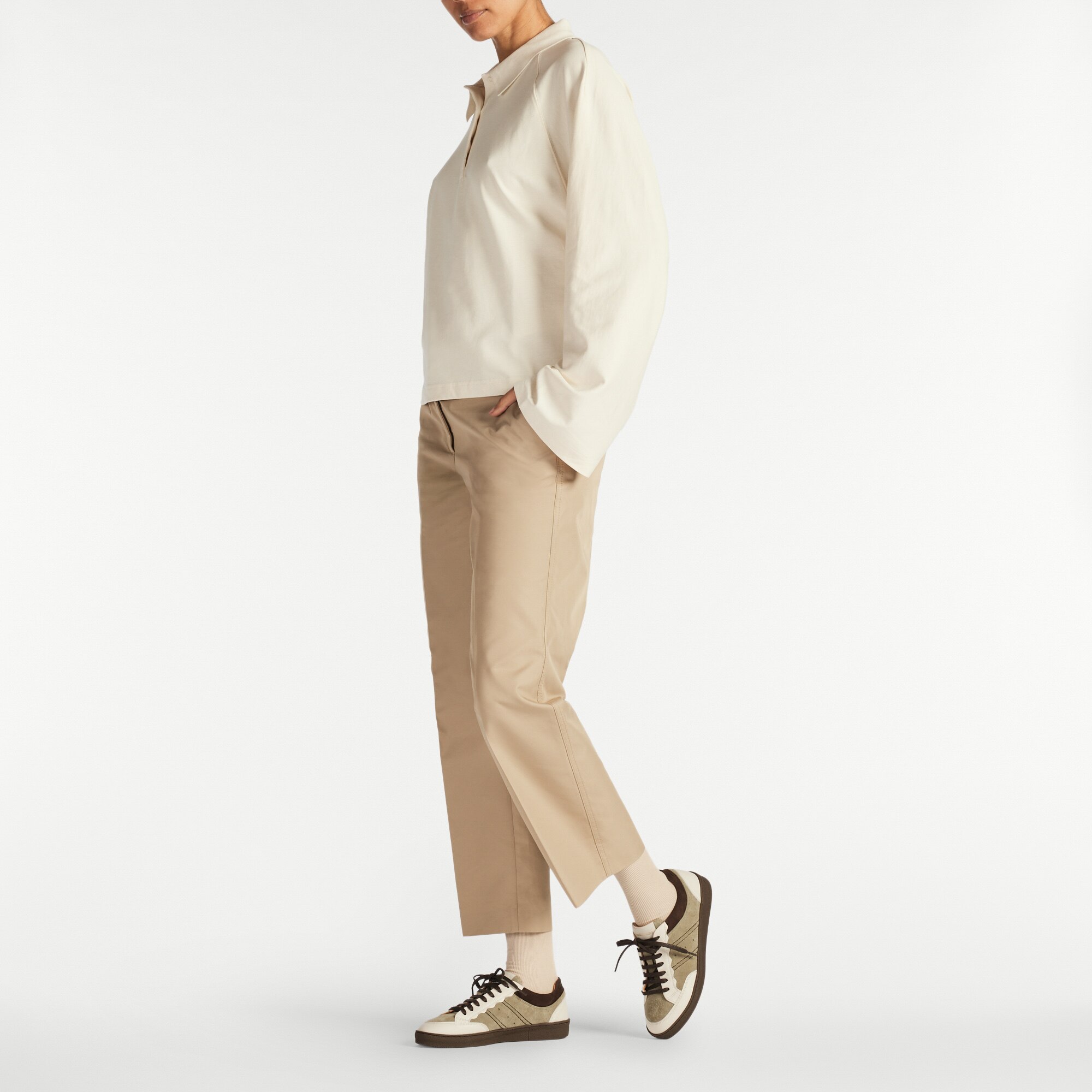 Roller<br>Scalloped Lace Up Trainer