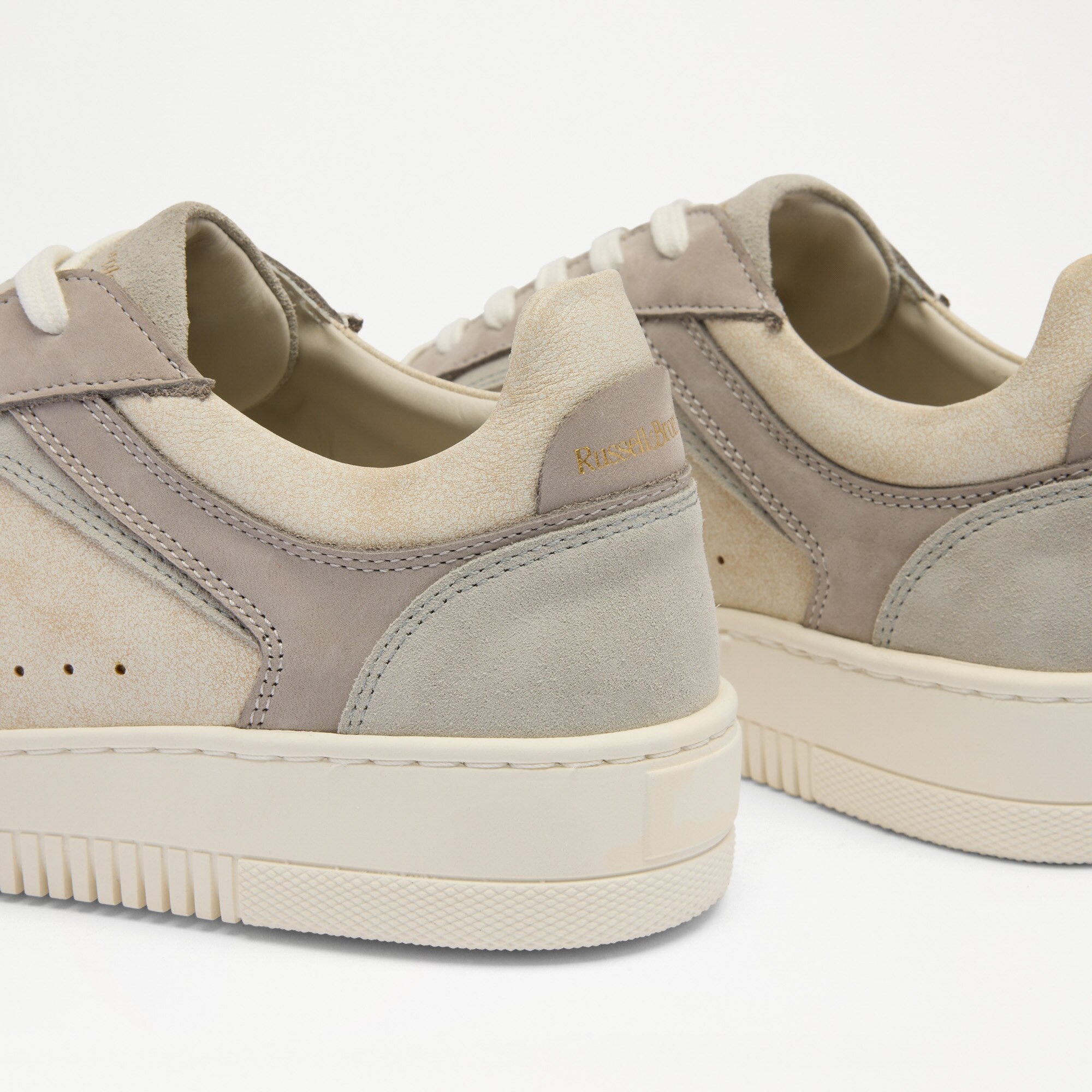 Newton<br>Oxford Lace Trainer