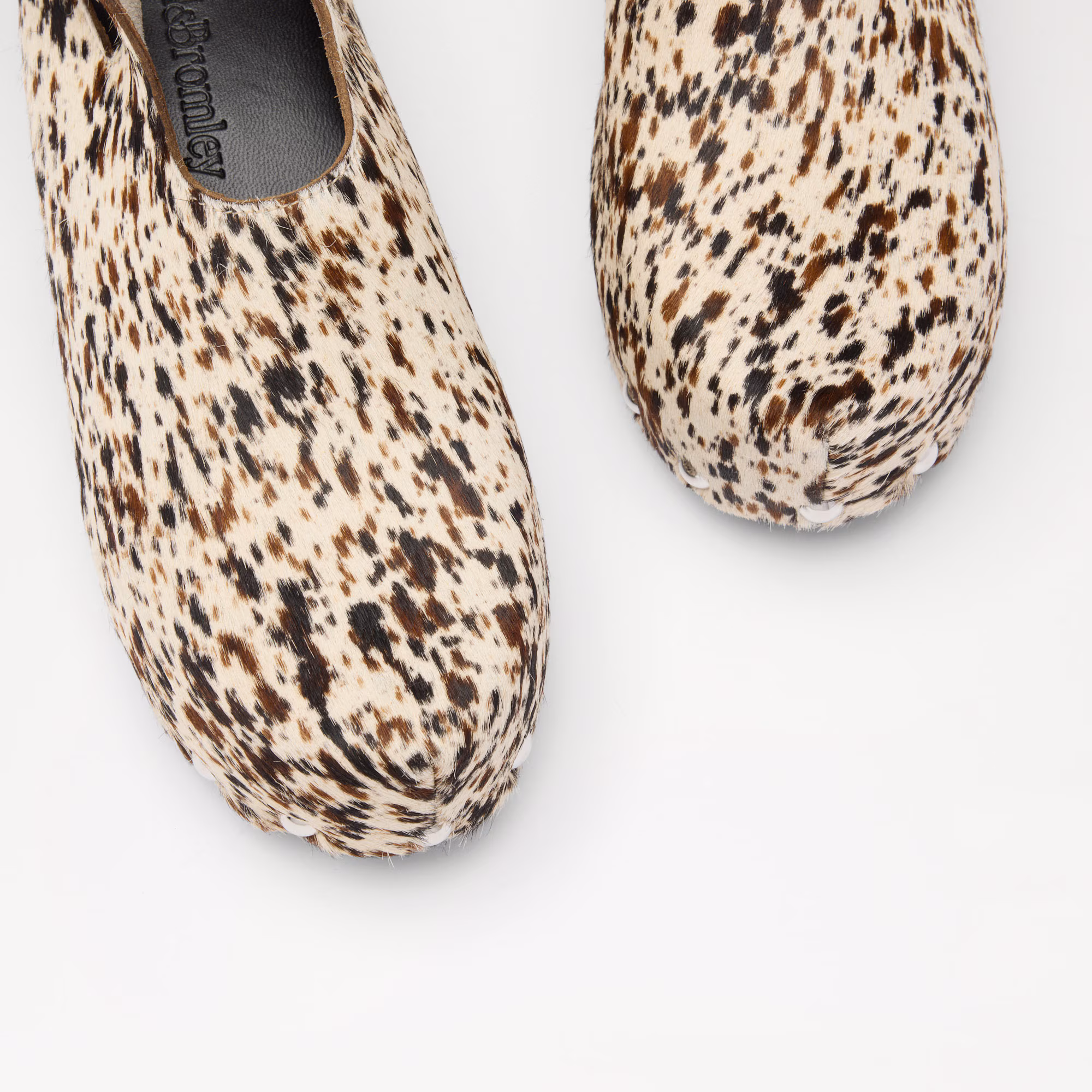 Oakwood Slingback<br>Sling Back Heeled Clog