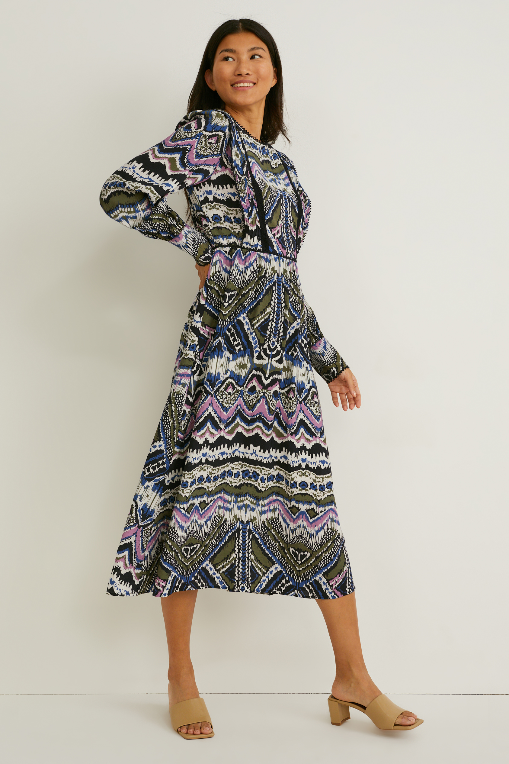 Fit & flare dress - patterned