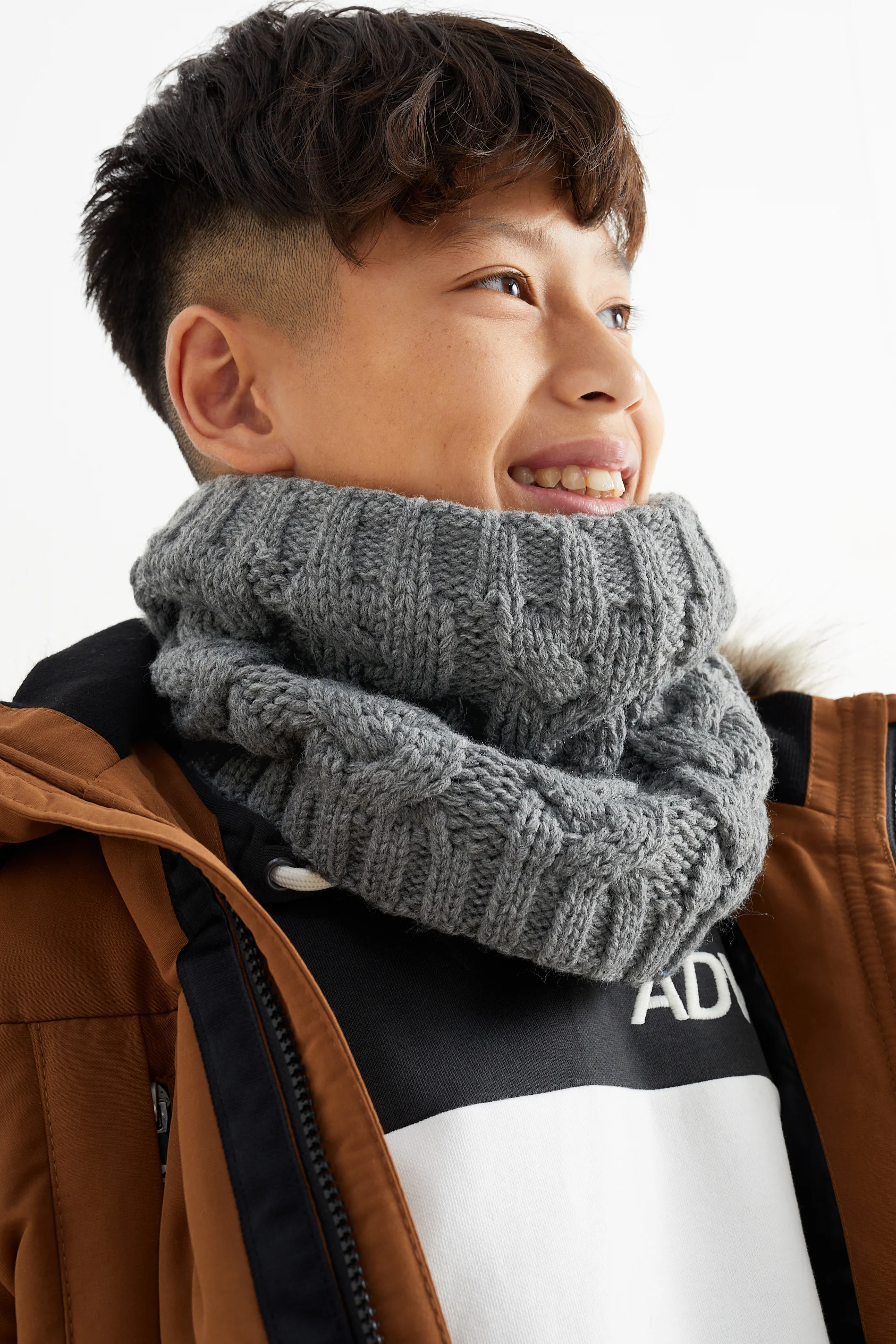 Knitted snood - cable knit pattern