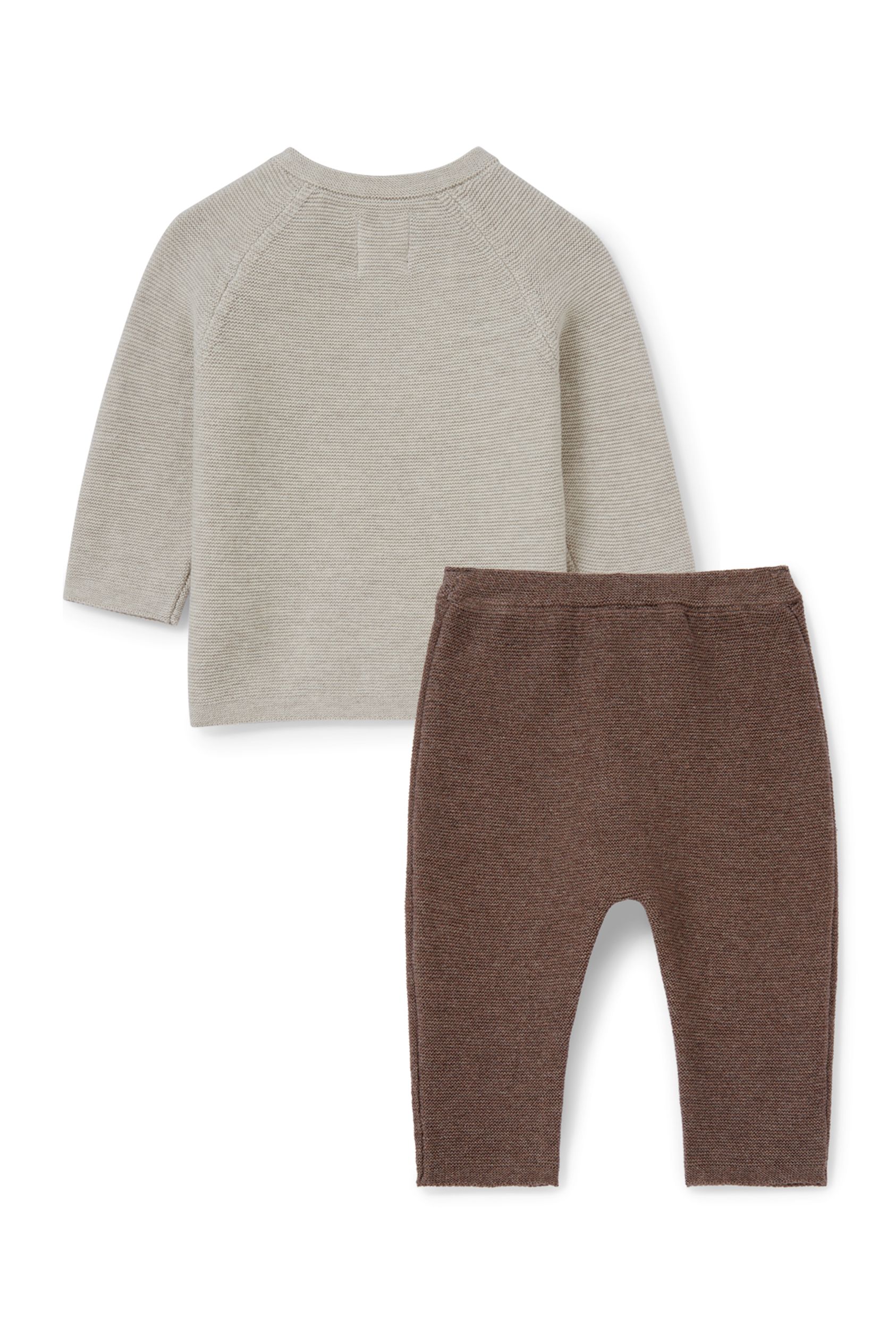 Knitted baby outfit - 2 piece