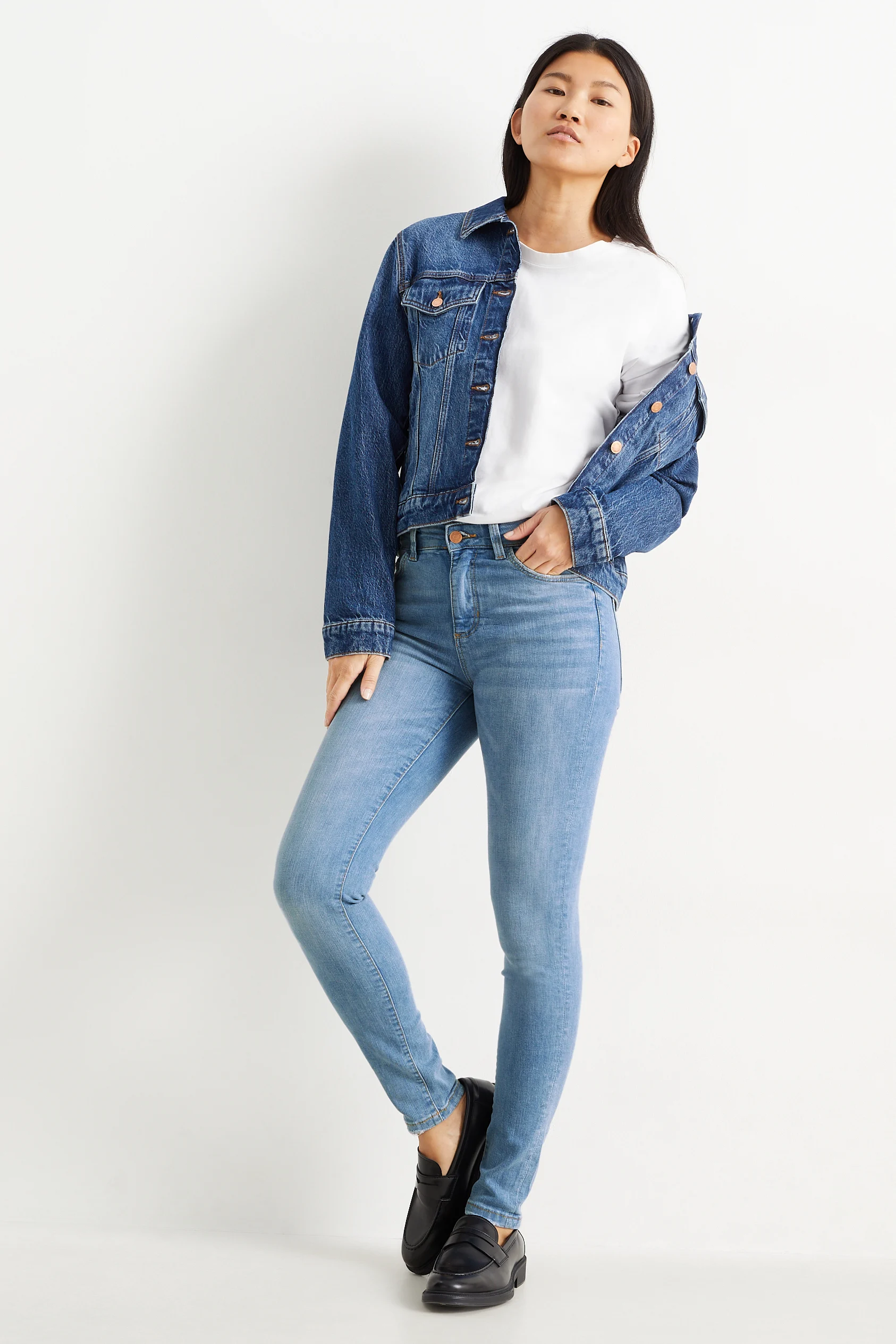 Skinny jeans - mid-rise waist - LYCRA?