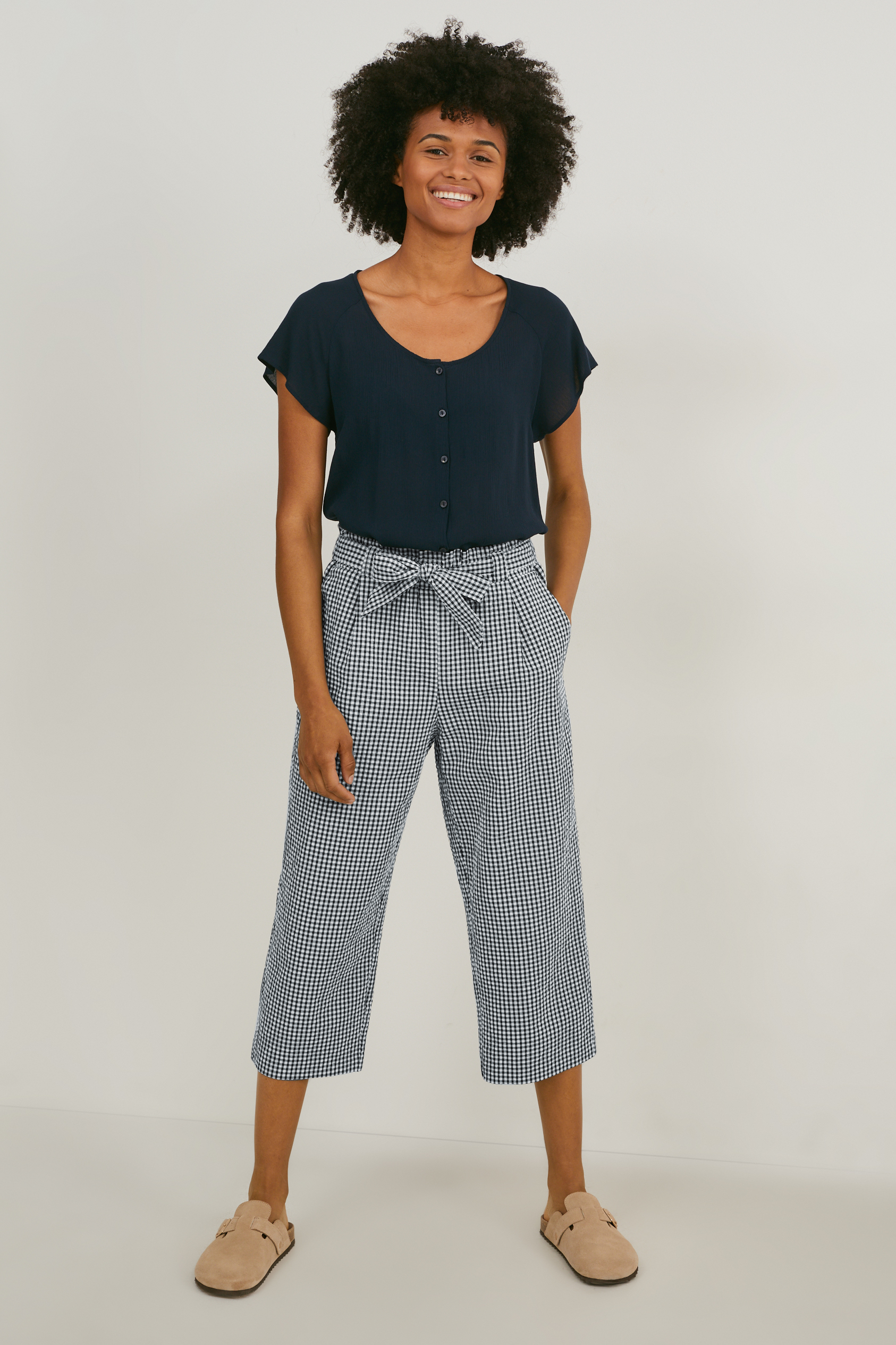 Cloth trousers - mid-rise waist - wide leg - check