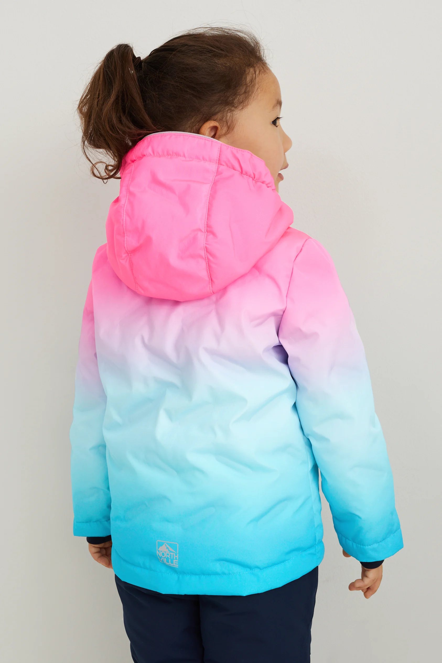 Ski jacket with hood