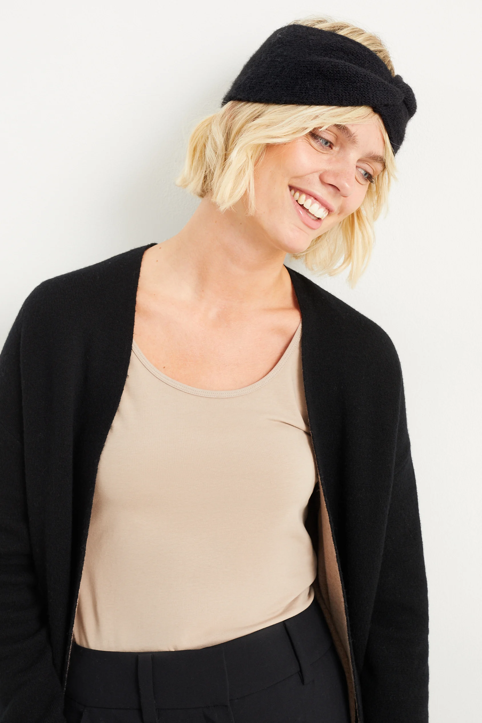 Knitted headband with knot detail