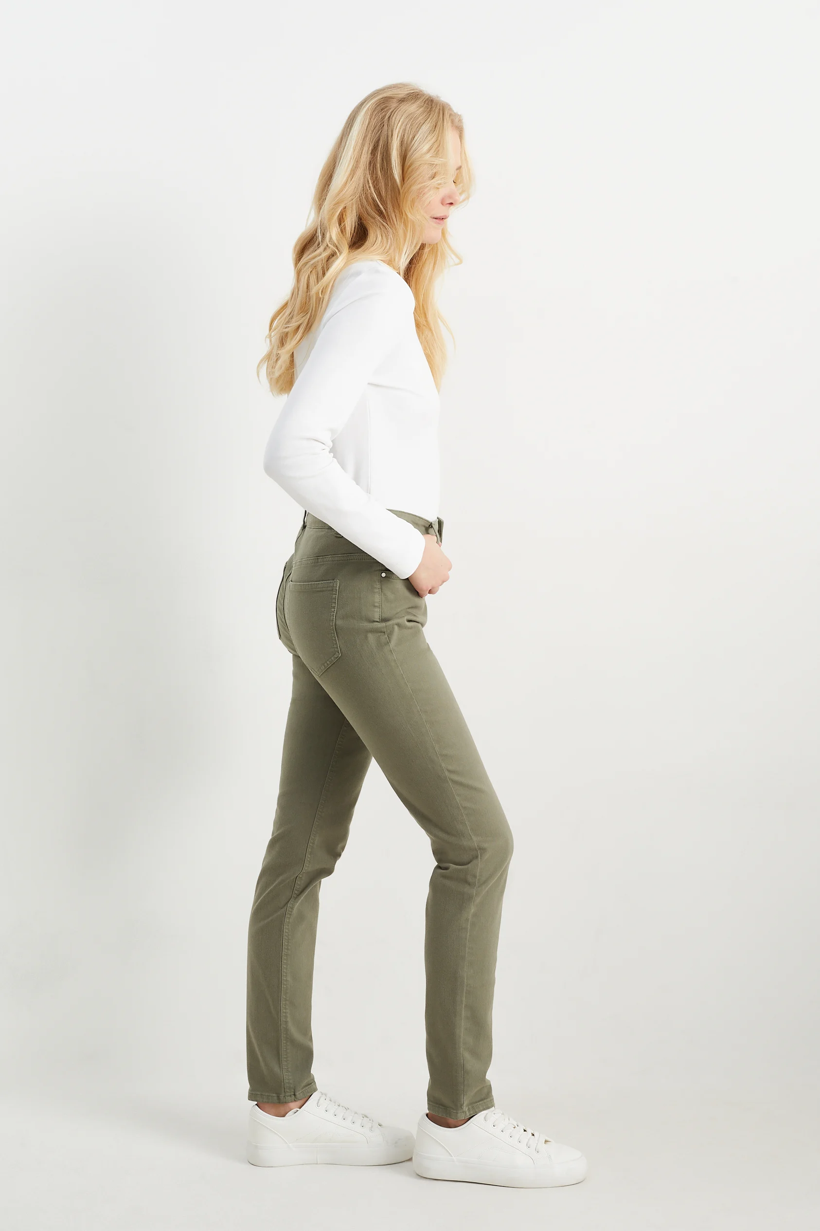 Cloth trousers - high waist - slim fit