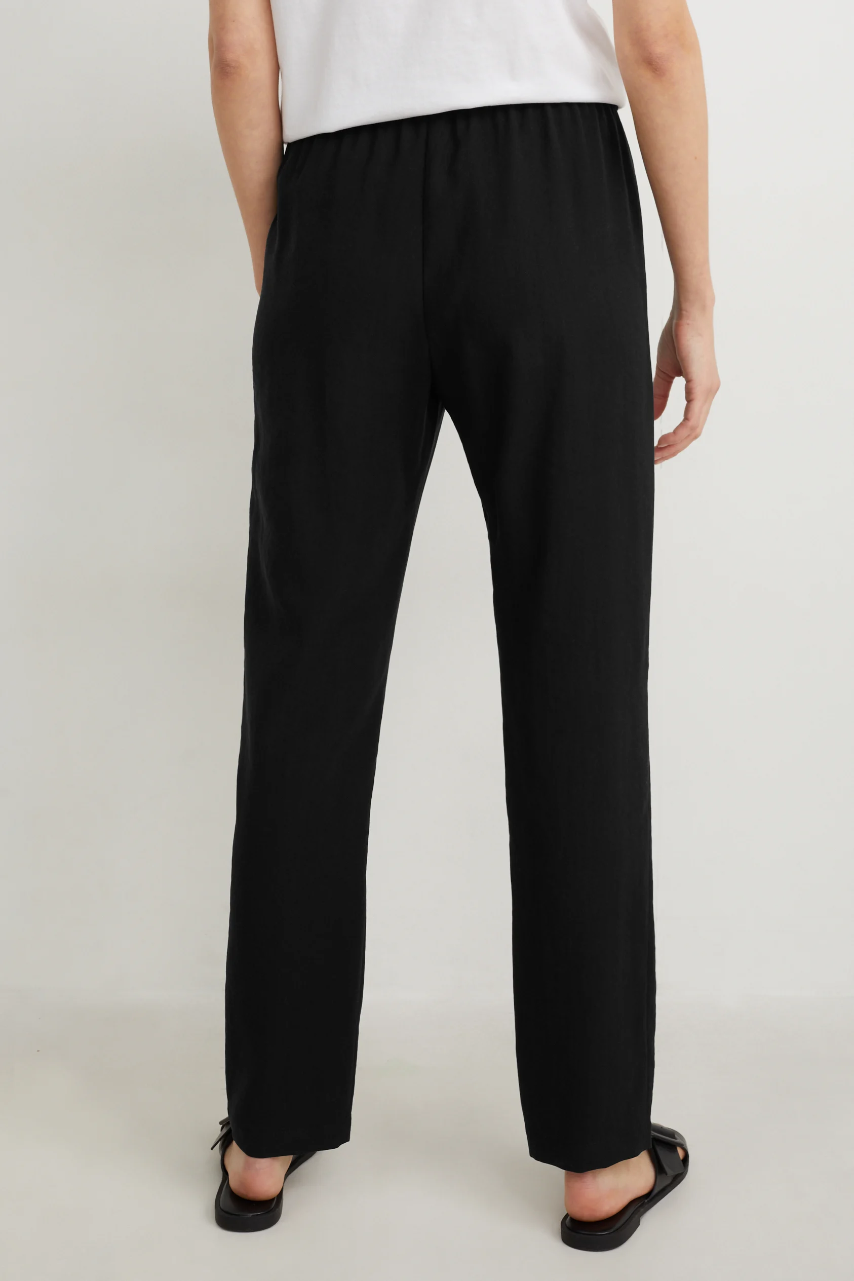 Cloth trousers - high waist - relaxed fit