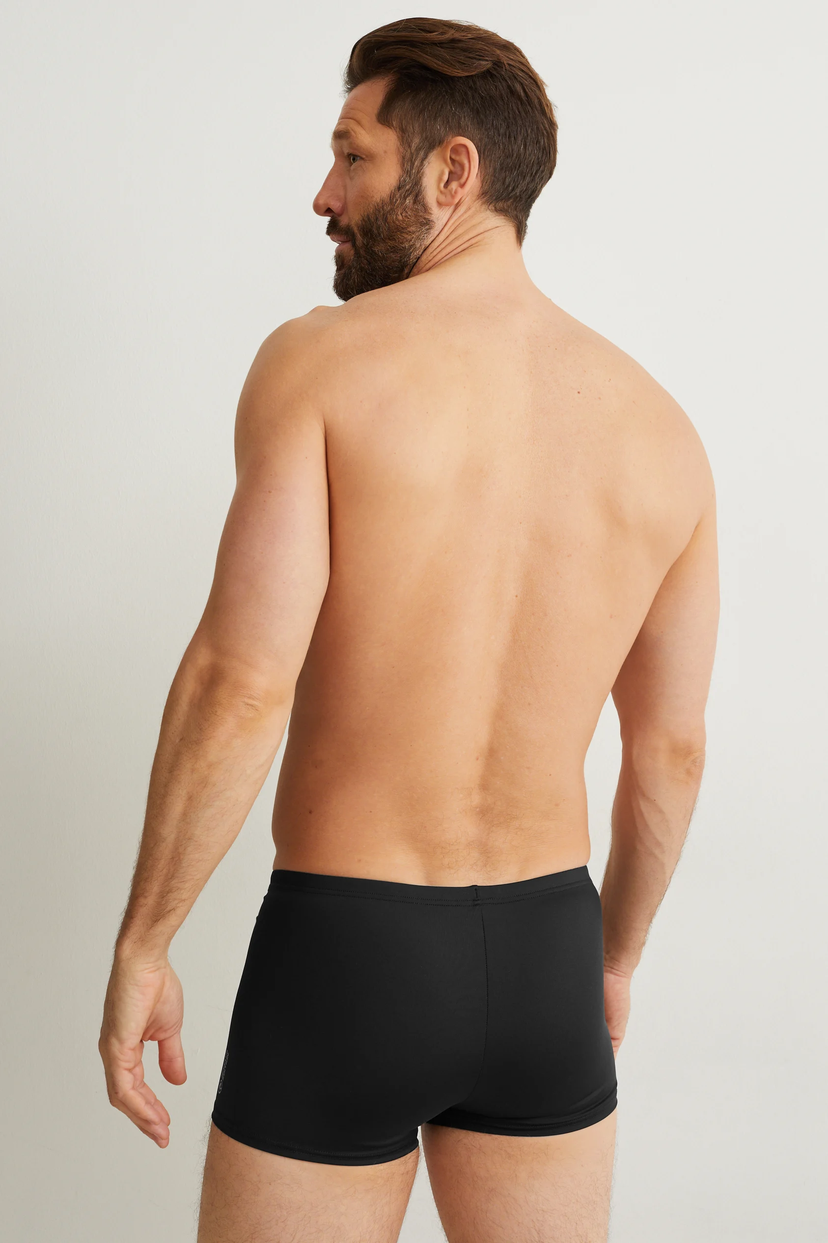 Swim shorts - LYCRA?